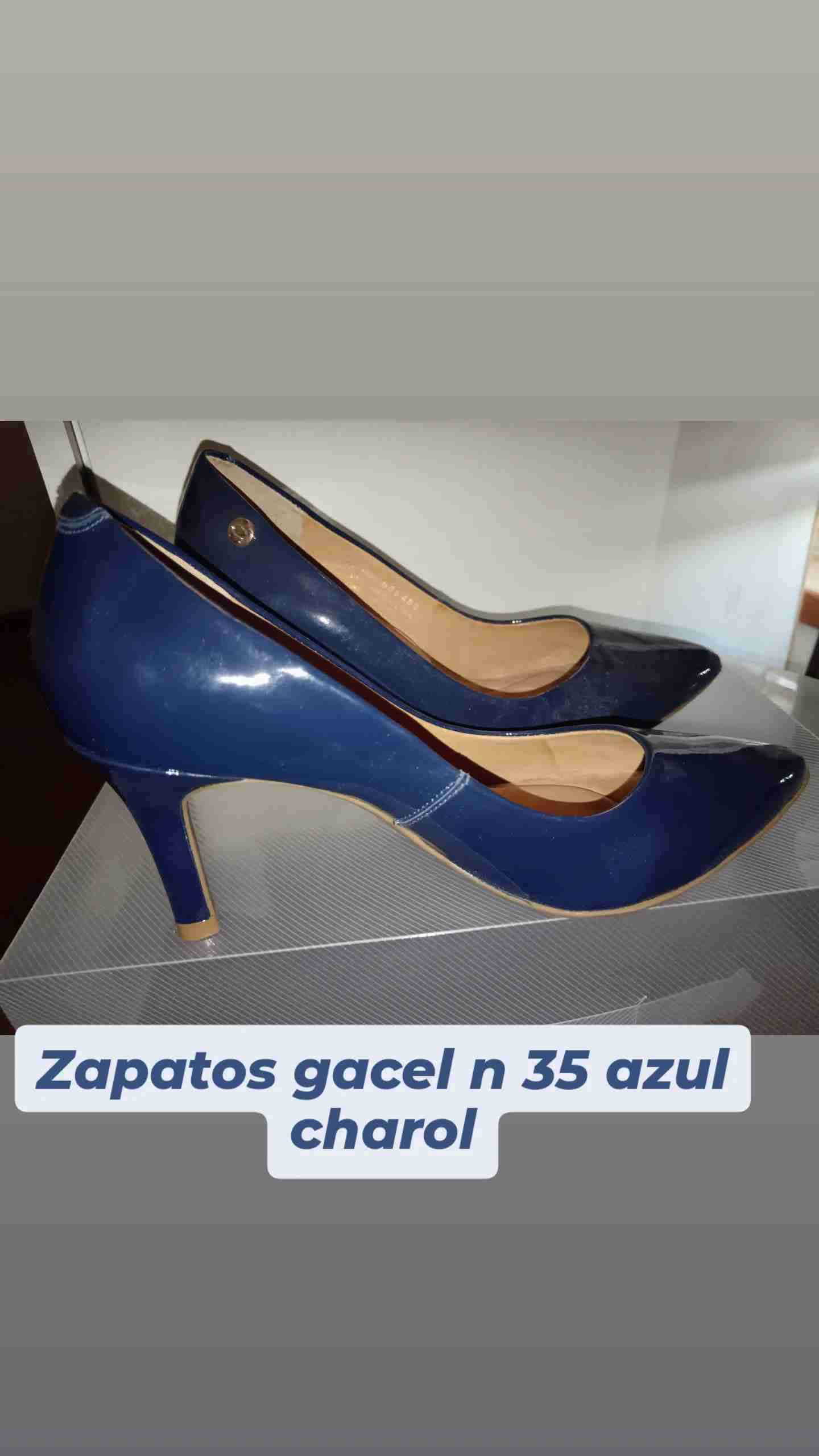 Zapatos azules charol talla 35