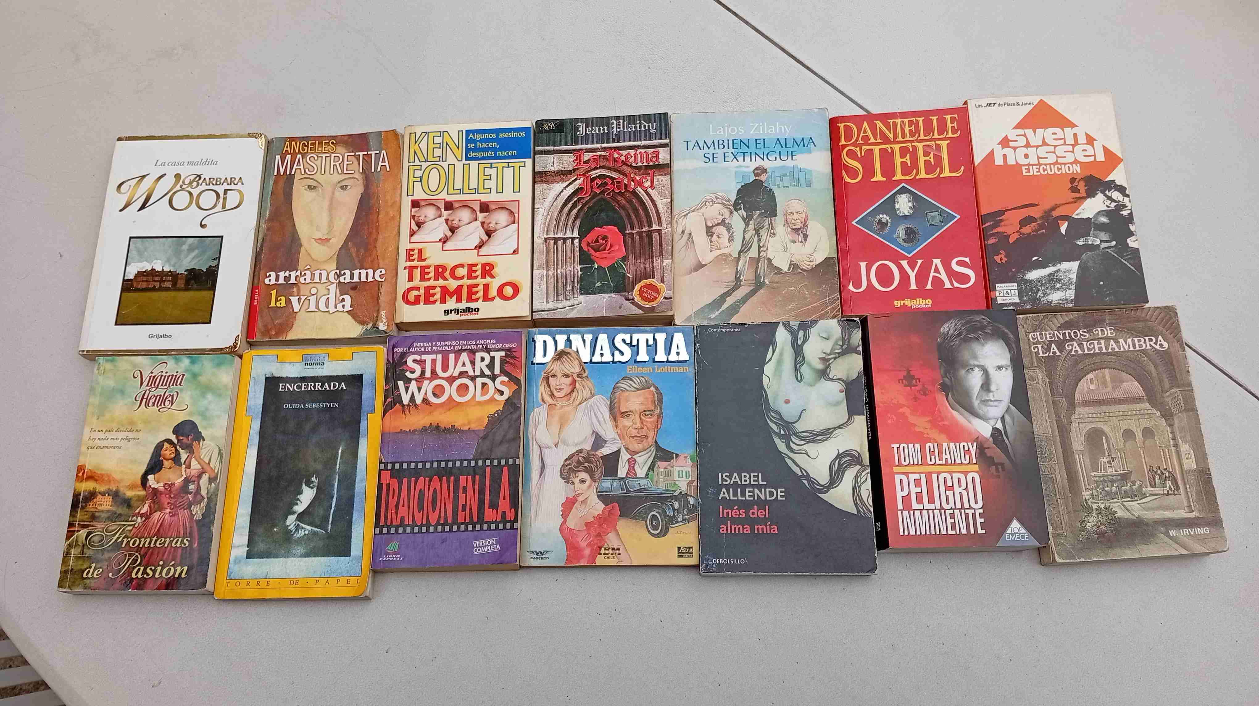 Lote de libros variados - miniatura 2