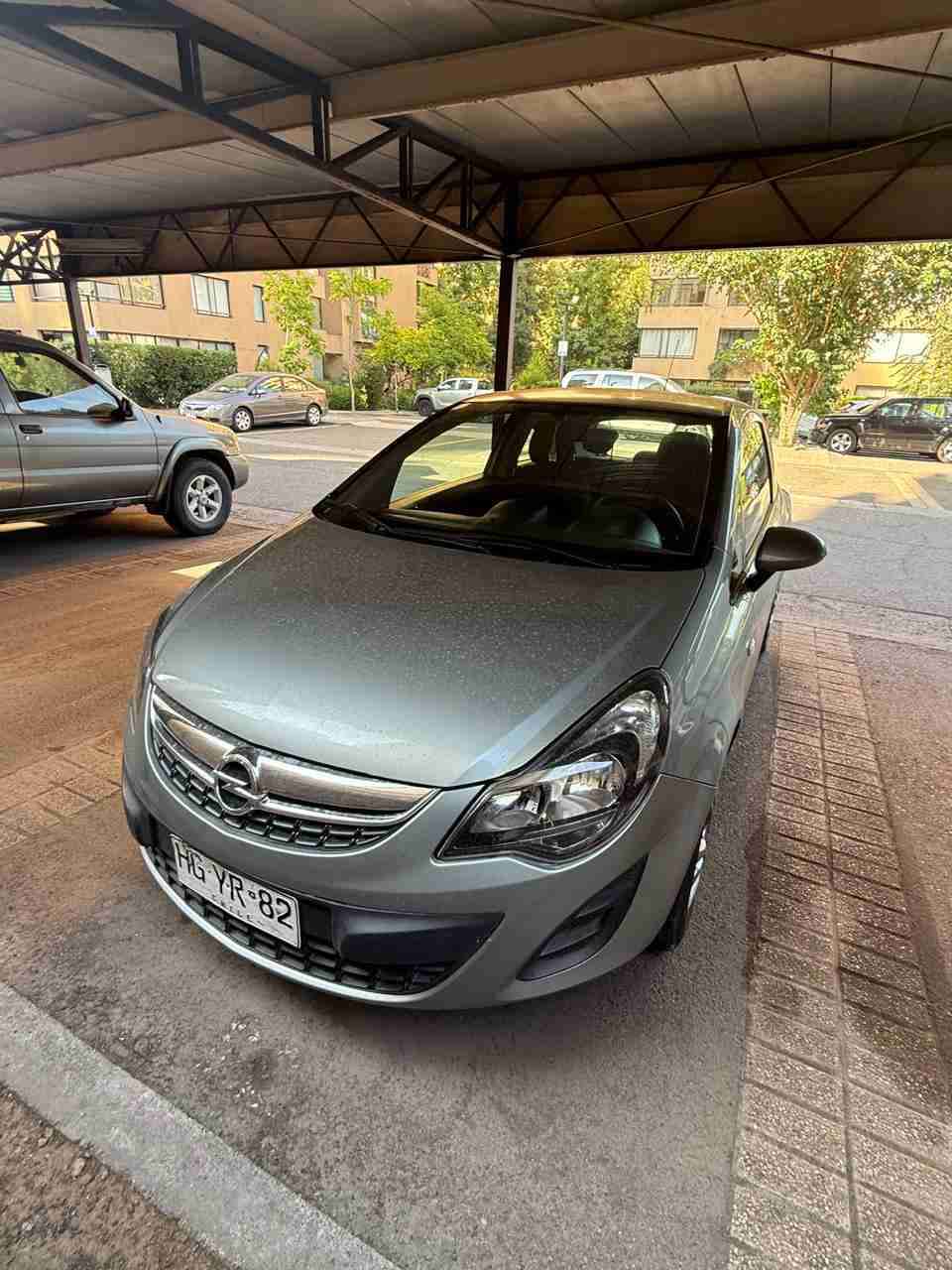 Opel Corsa 1.4 2015 - miniatura 2