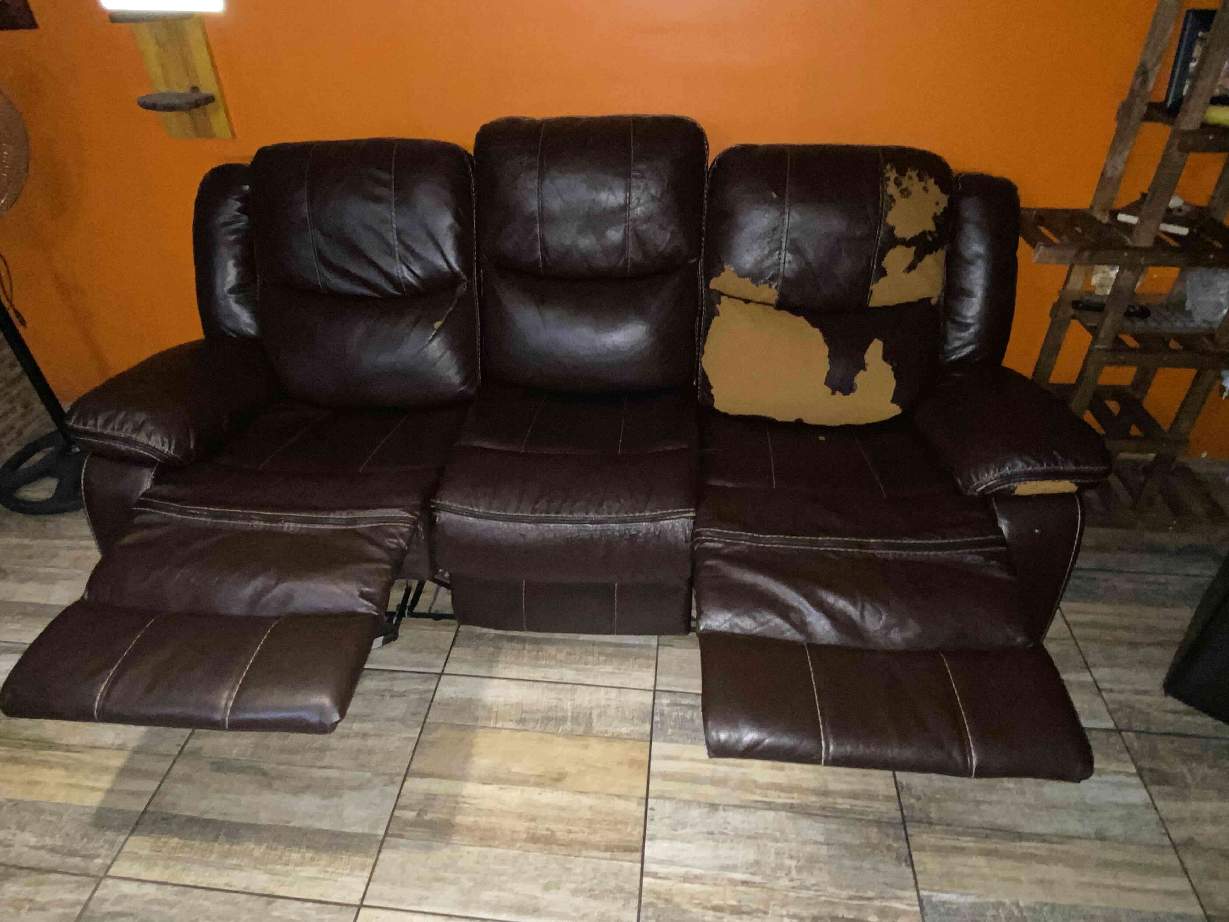 Sofá de cuero marrón - miniatura 2