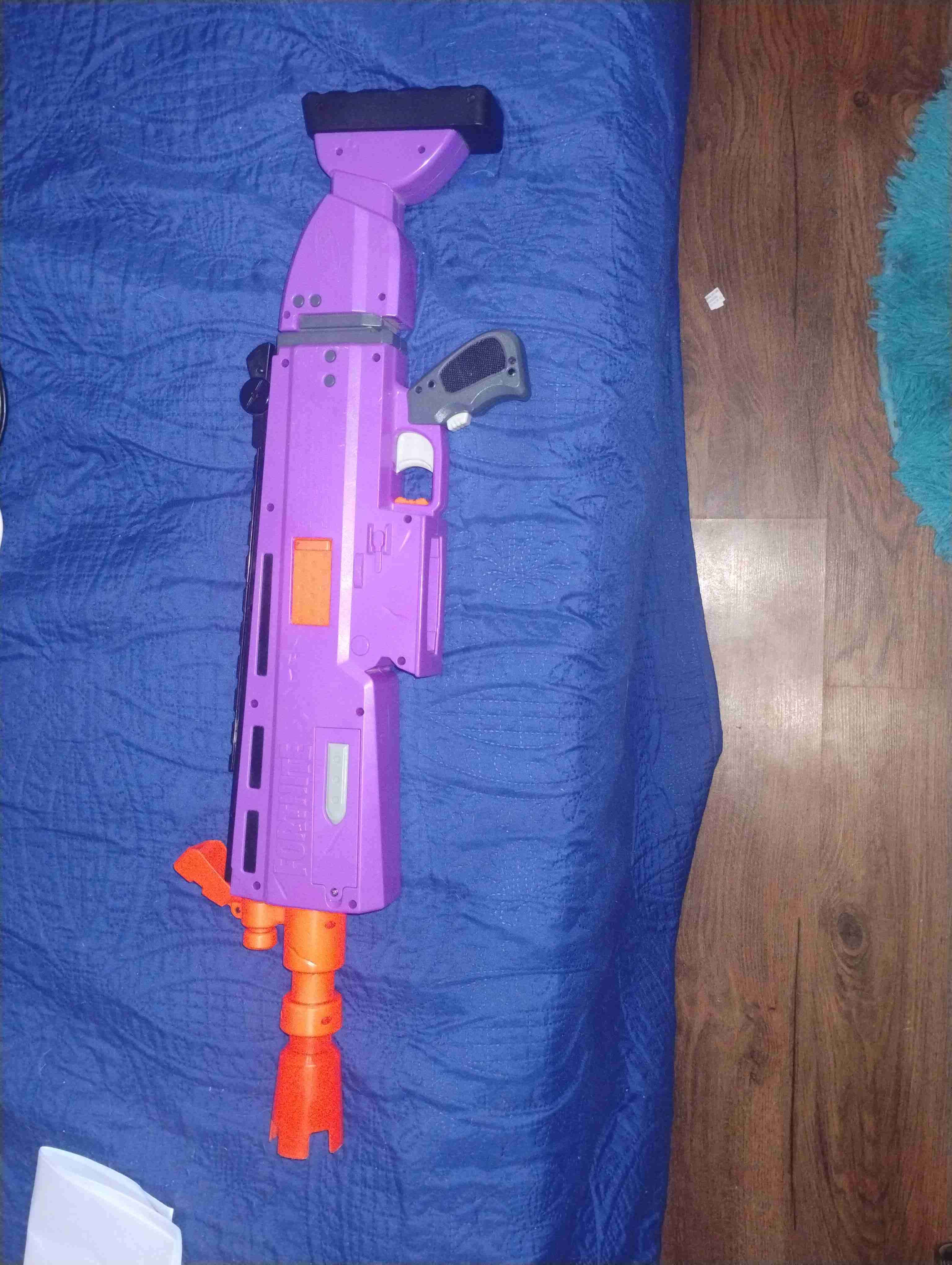 Lanzador Nerf Fortnite morado - miniatura 2