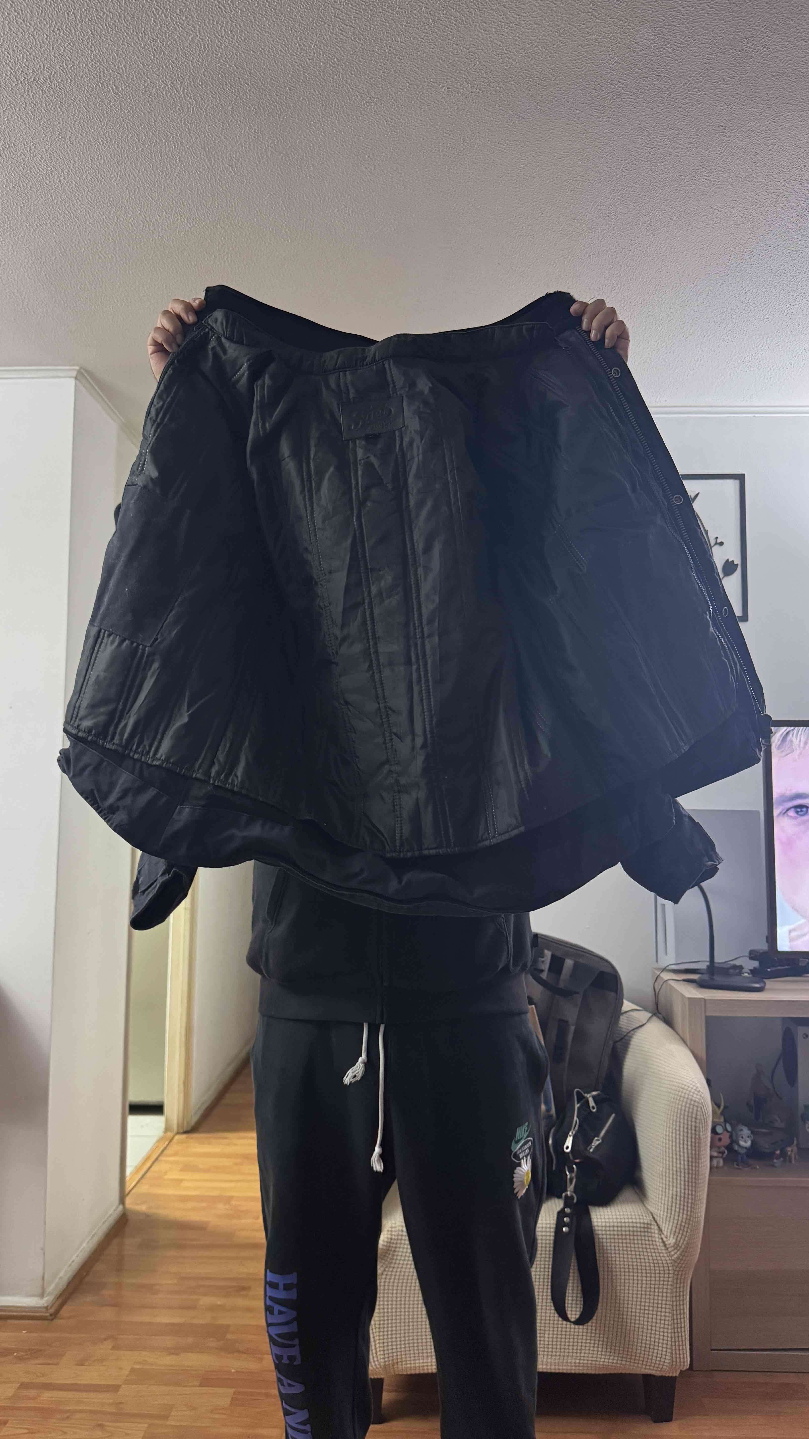 Chaqueta negra estilo rally - miniatura 3