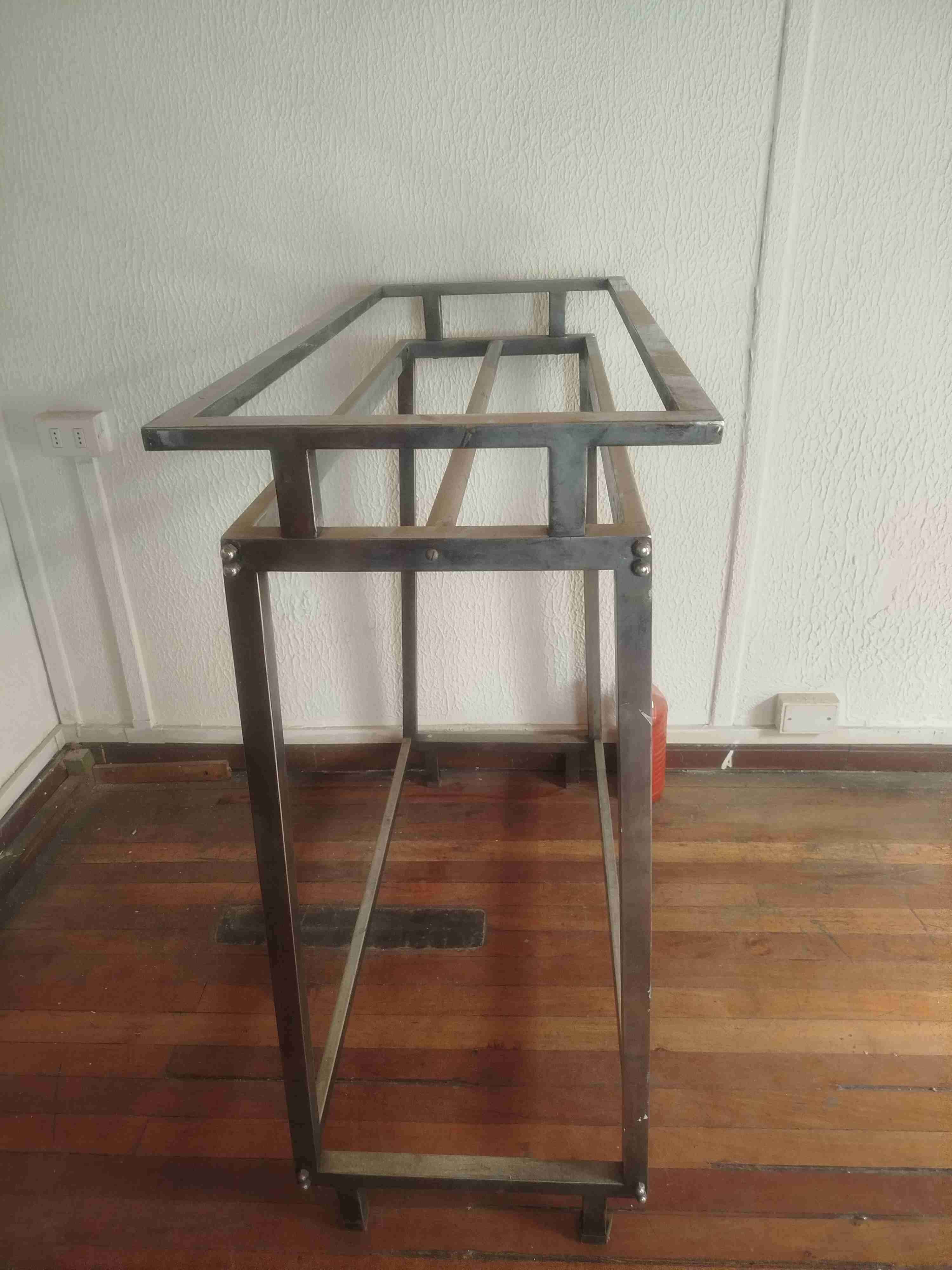 Percheros de ropa metálicos - miniatura 3