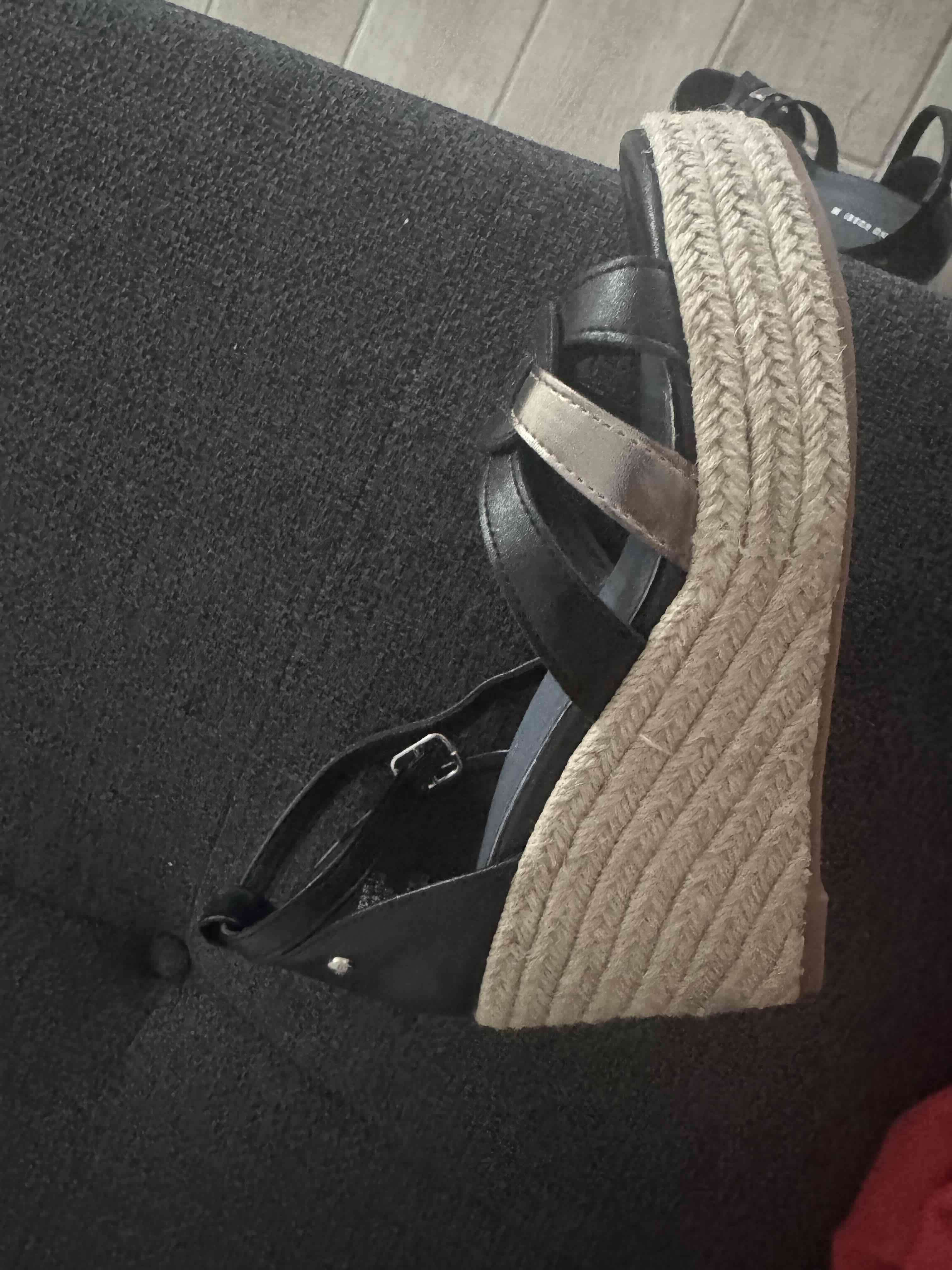 Sandalia negra Bruno Rossi - miniatura 2