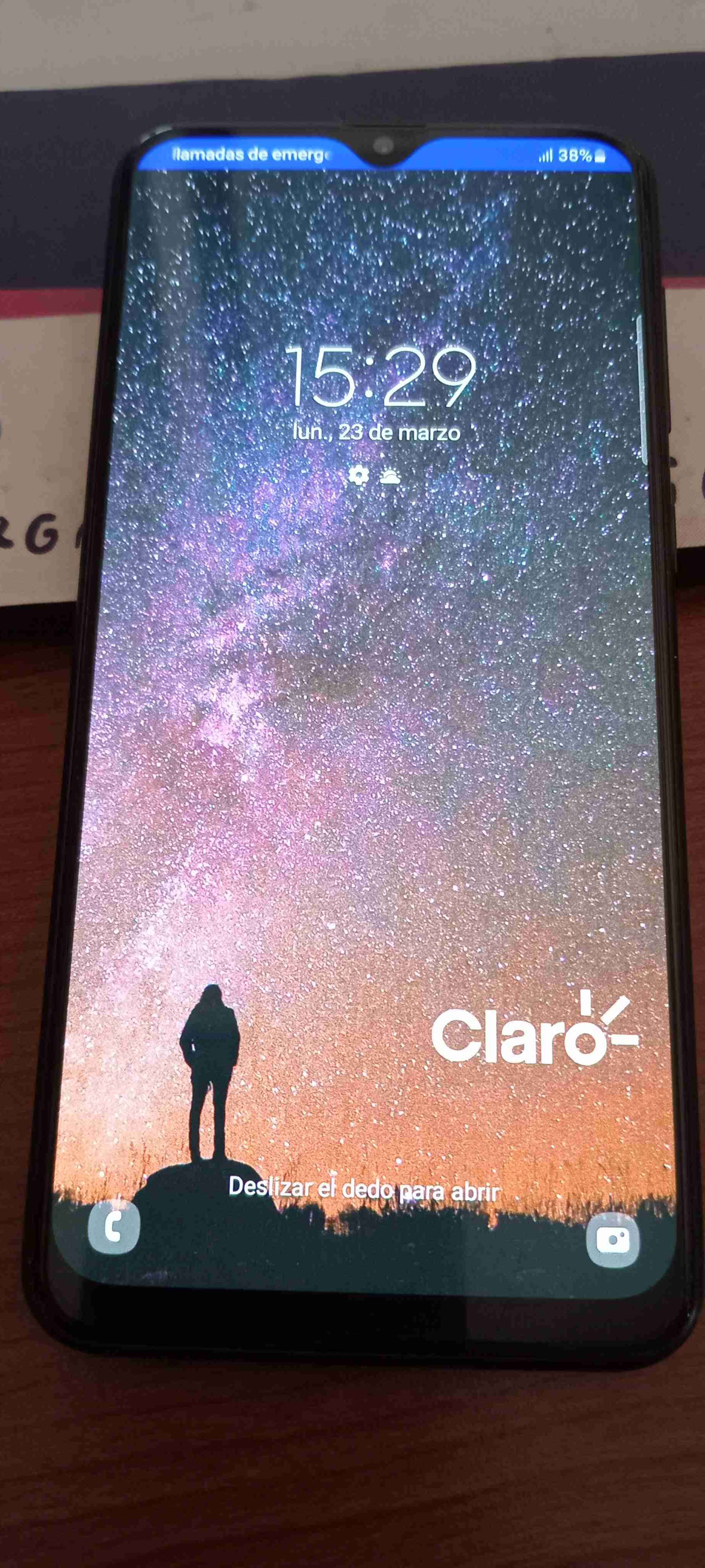 Celular Samsung Galaxy A20 - miniatura 2