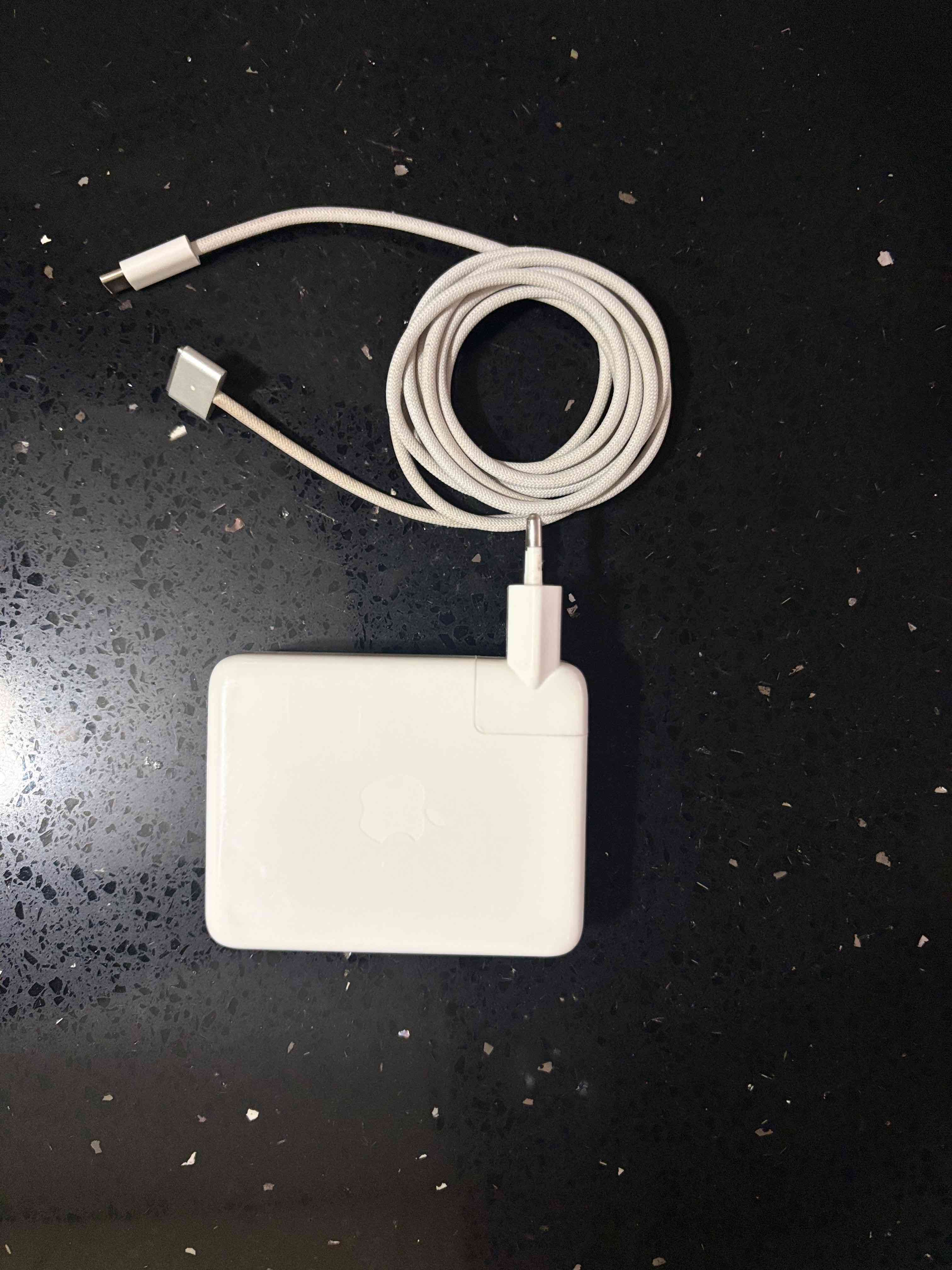 MacBook Pro 16 pulgadas M1 Pro - miniatura 6