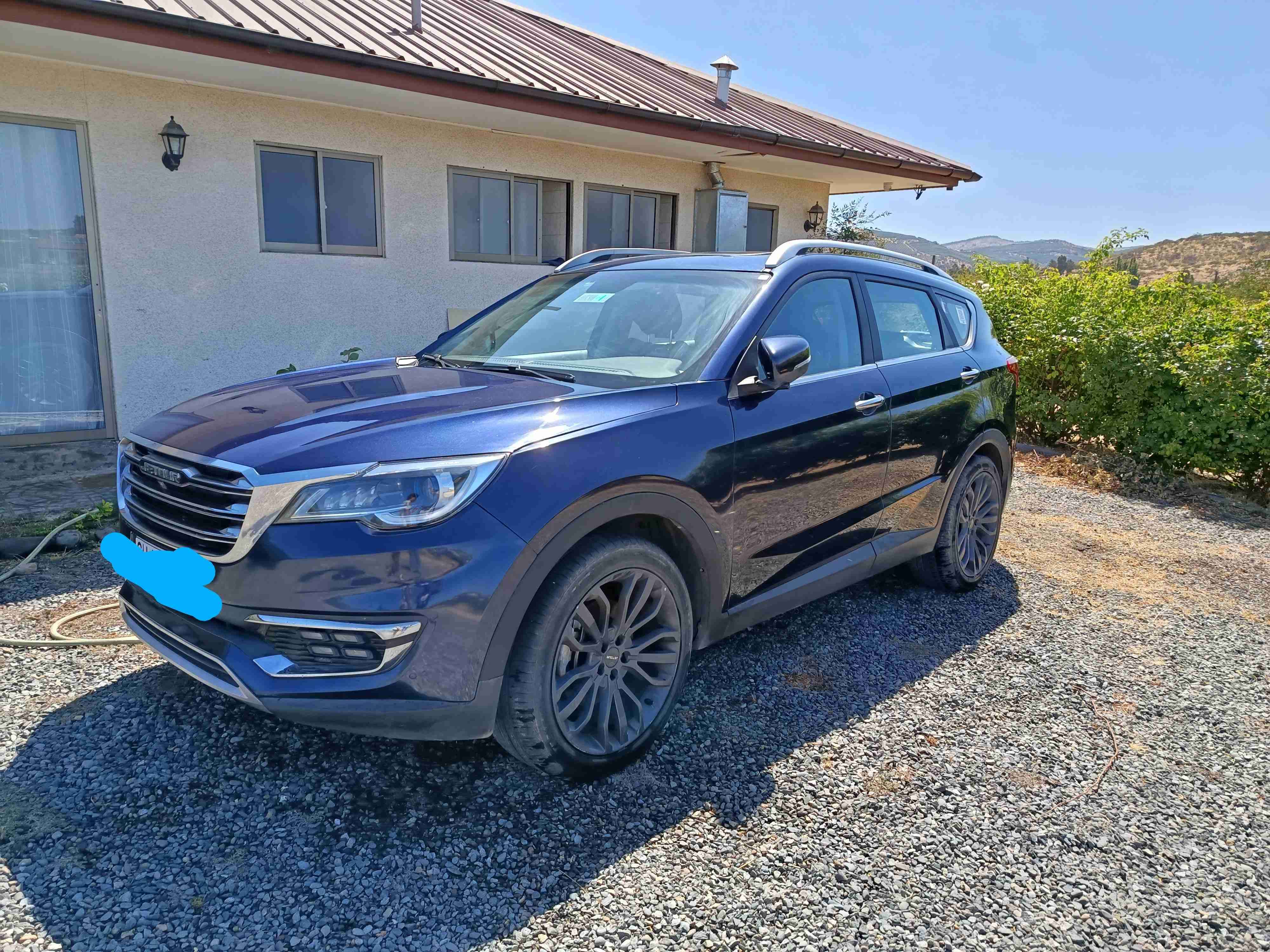 SUV JetourX70 azul - miniatura 2