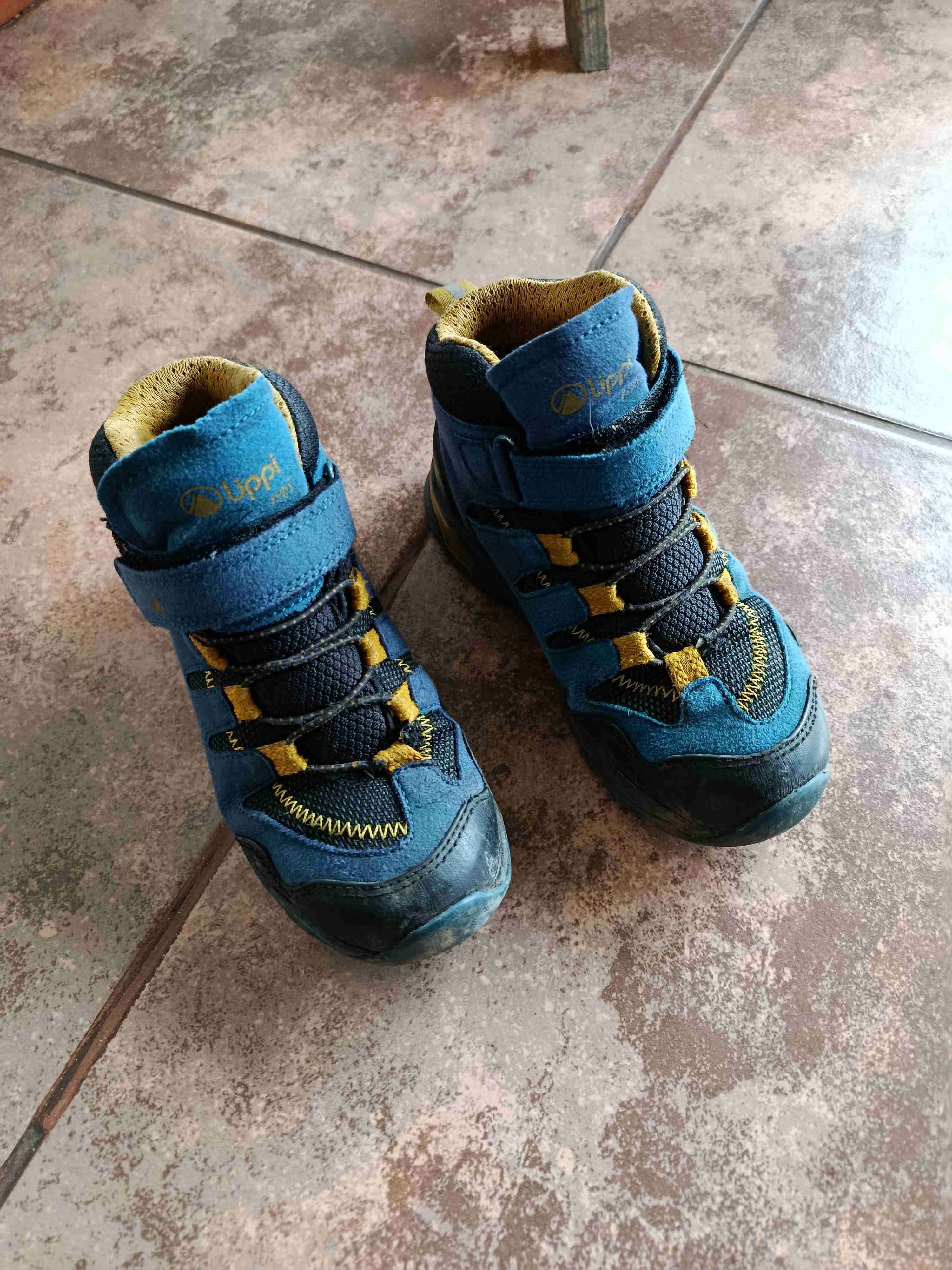 Bototos infantiles azules con velcro - miniatura 2