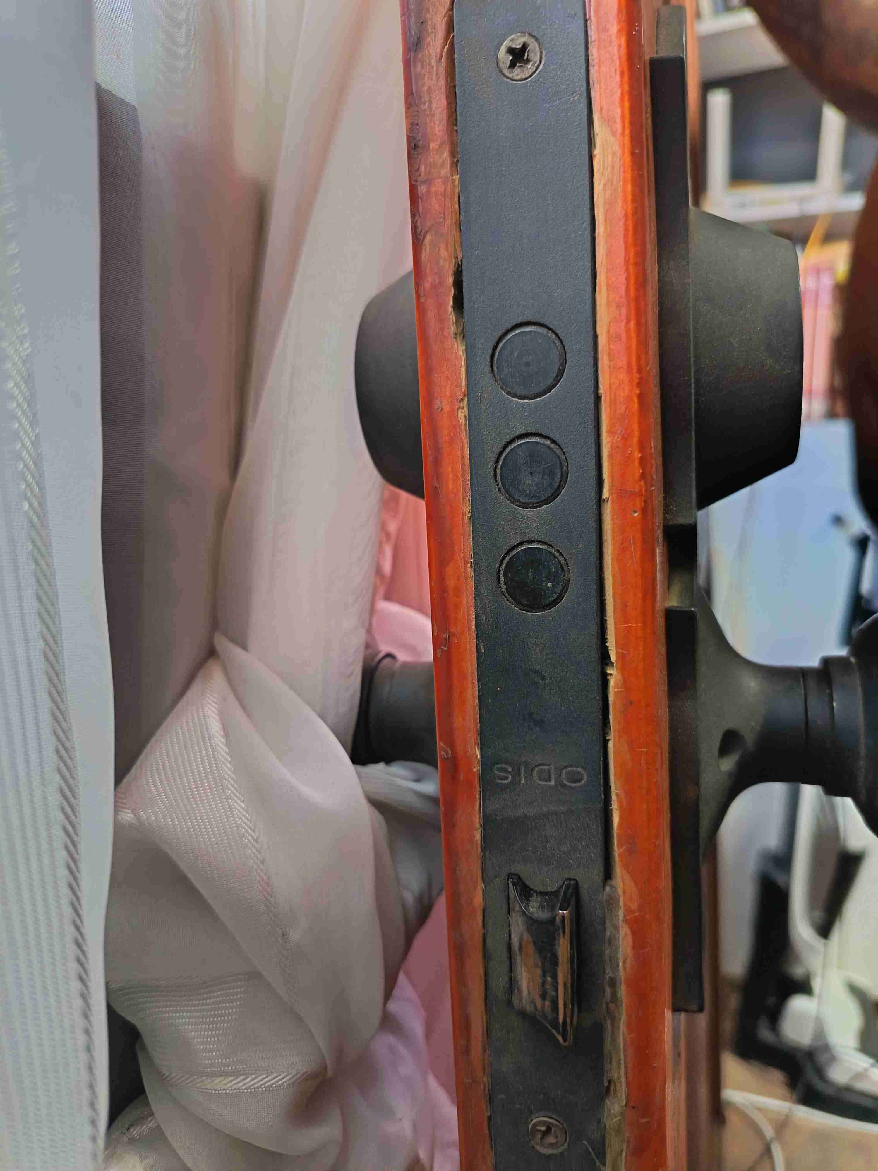 Puerta de madera sólida - 3