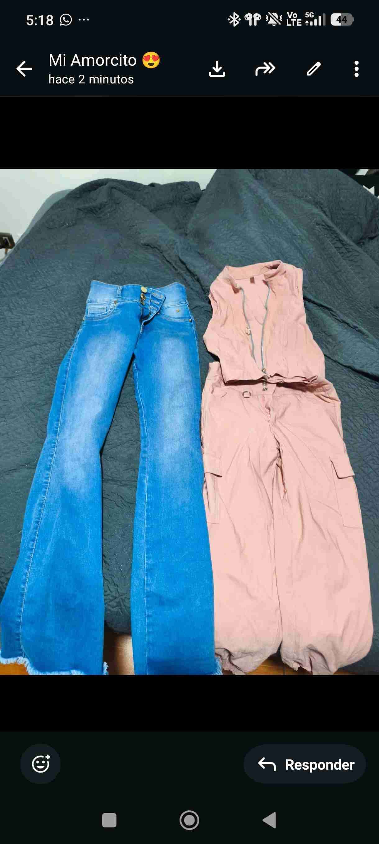 Vestido rojo con textura - miniatura 5