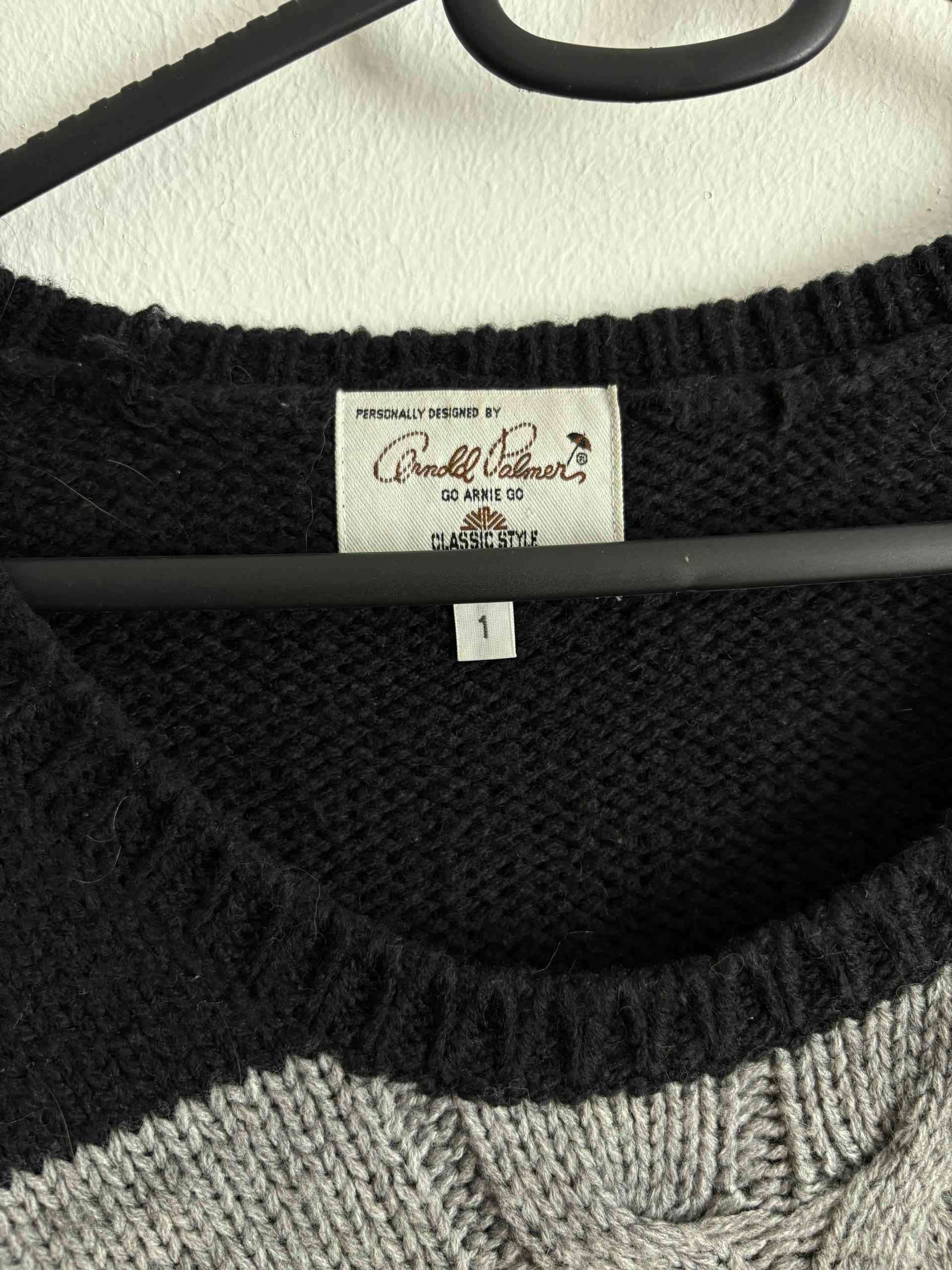 Suéter rayado blanco y negro - miniatura 3