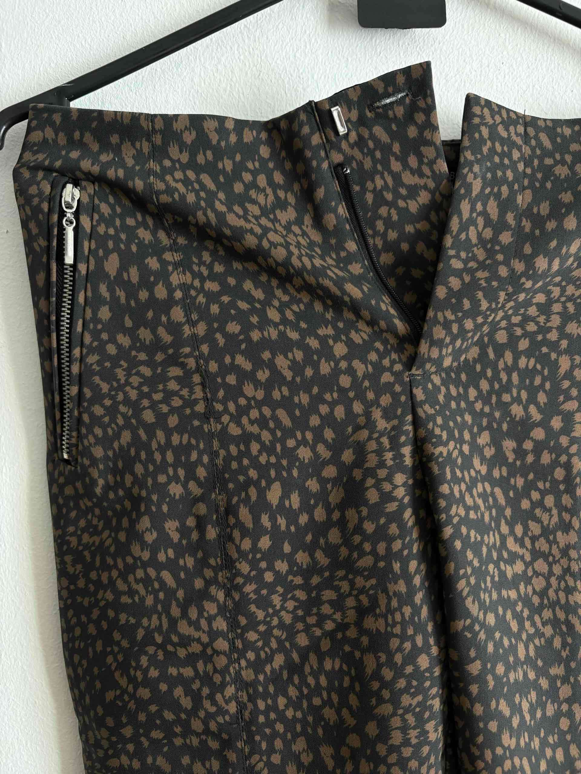 Pantalones con diseñ - miniatura 3