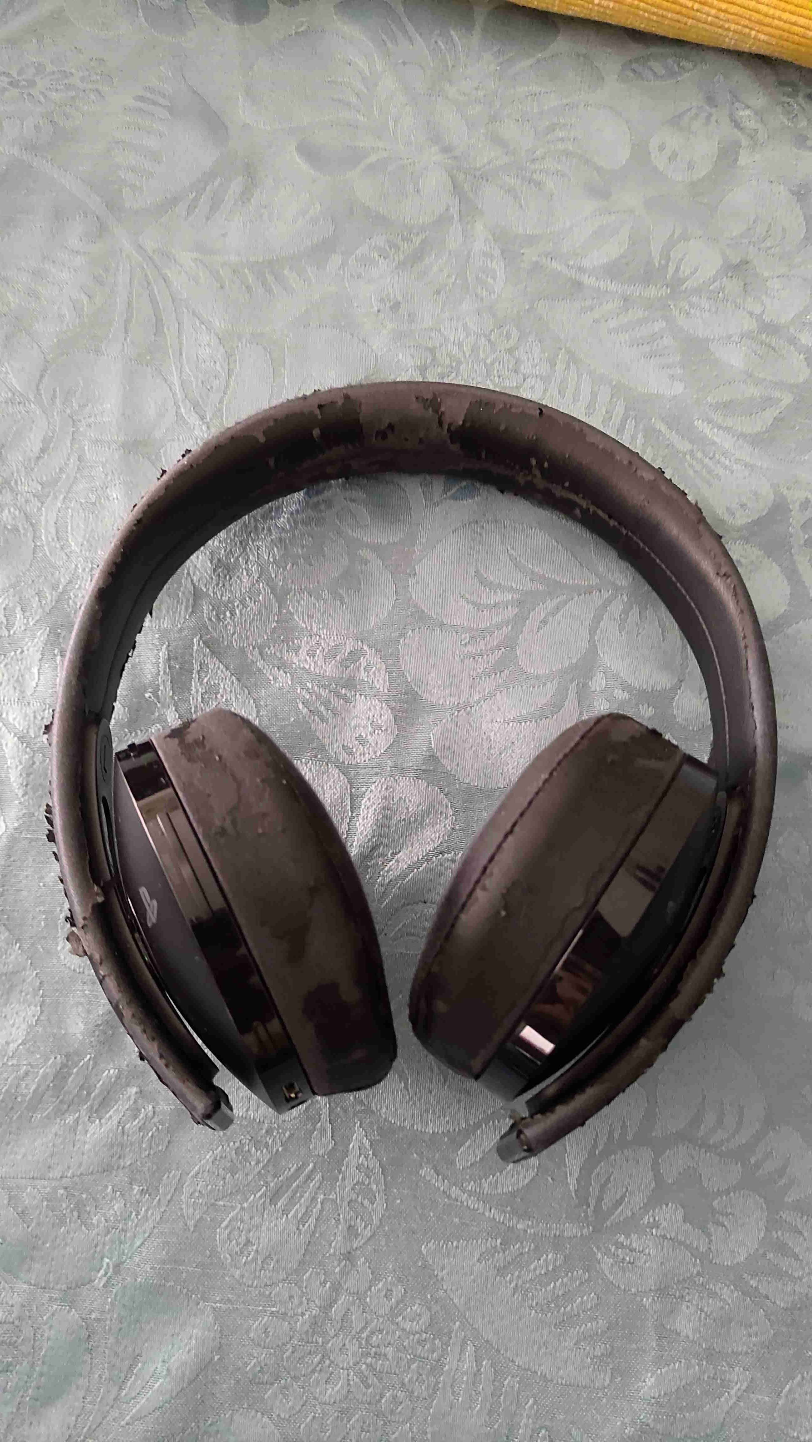 Consola PlayStation 4 Pro 1 TB - 6