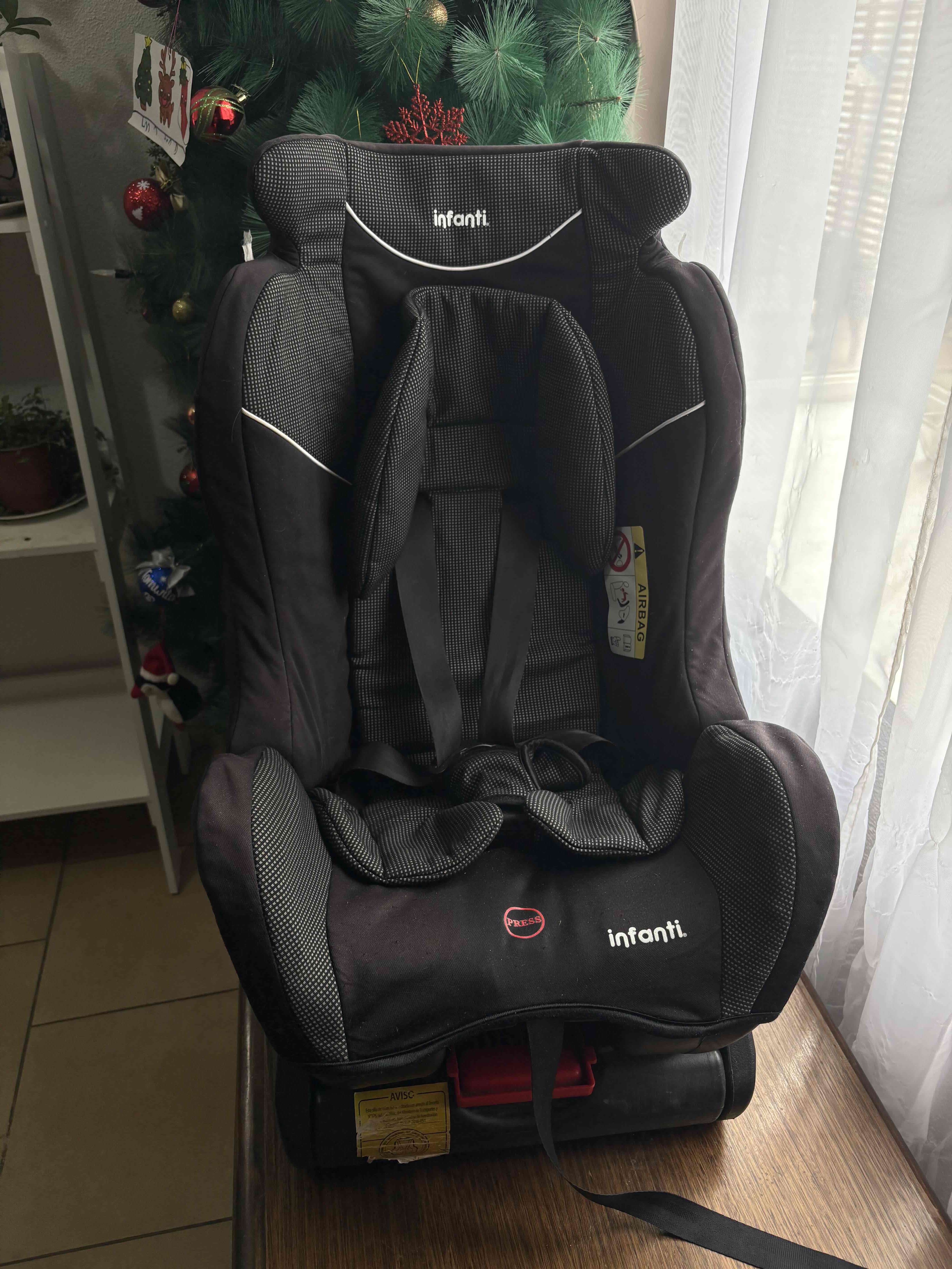 Silla de auto Infanti negra