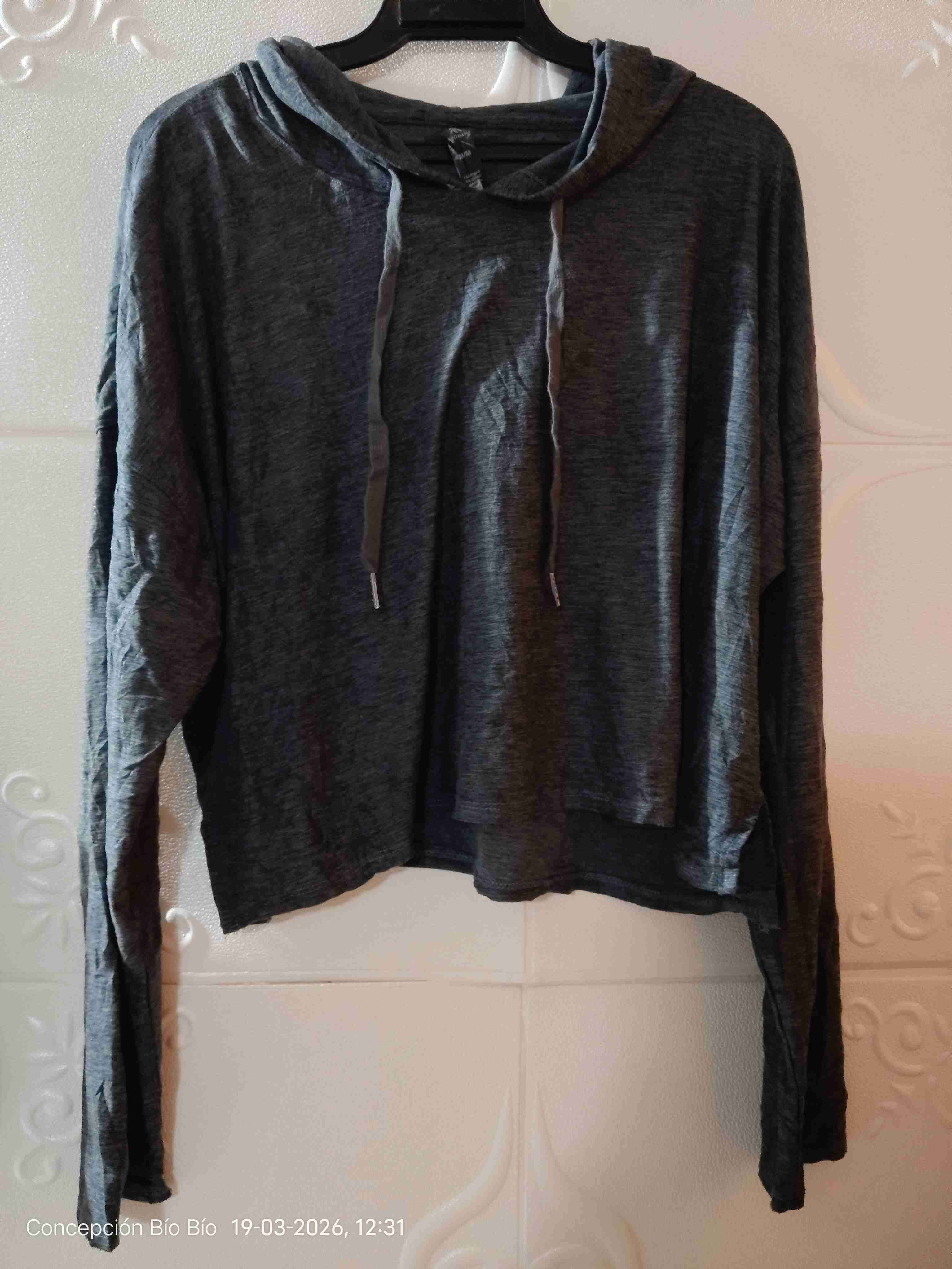 Sweater beige con lazo - miniatura 2