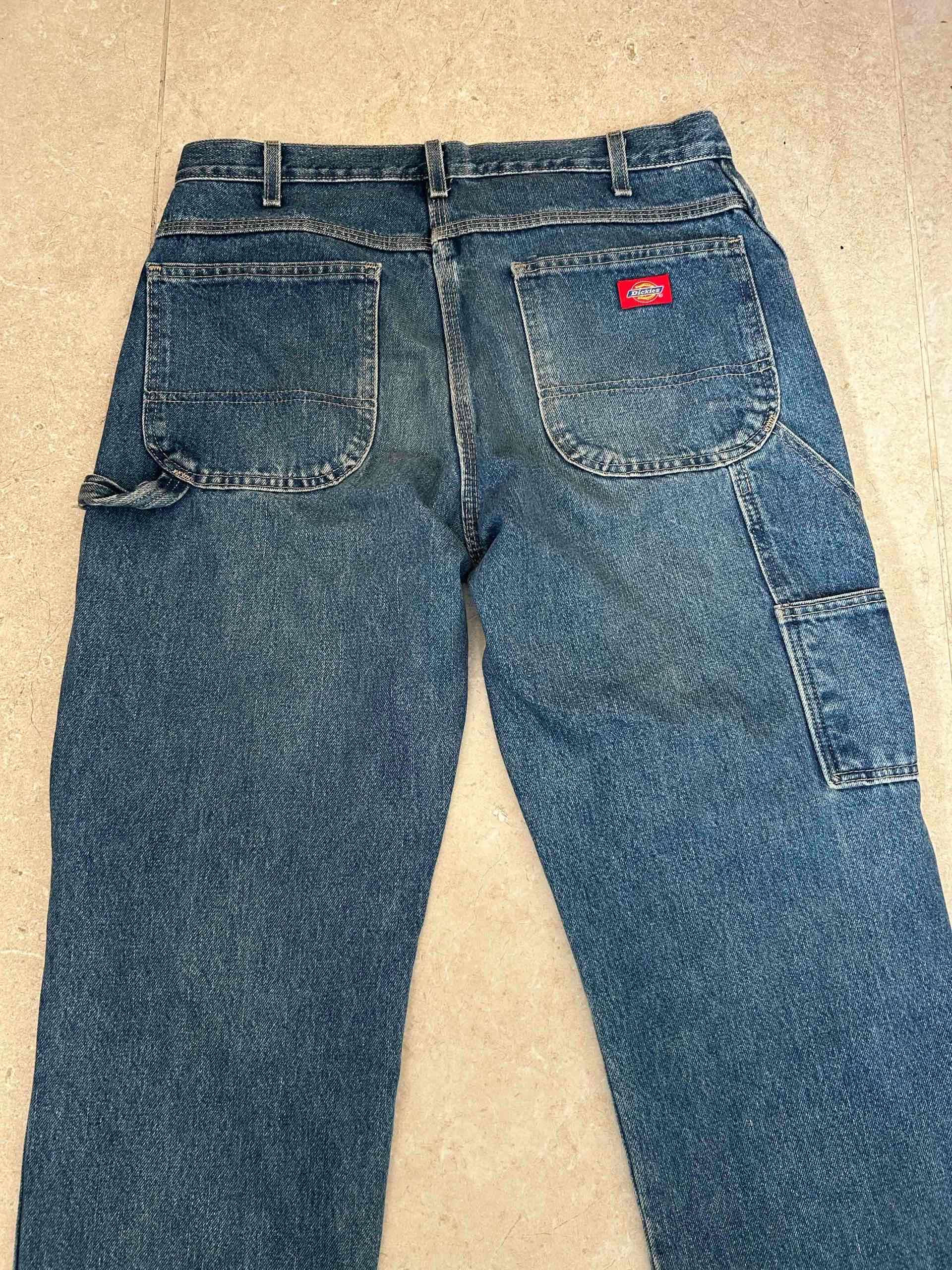 2 pantalones Dickies y Carhartt