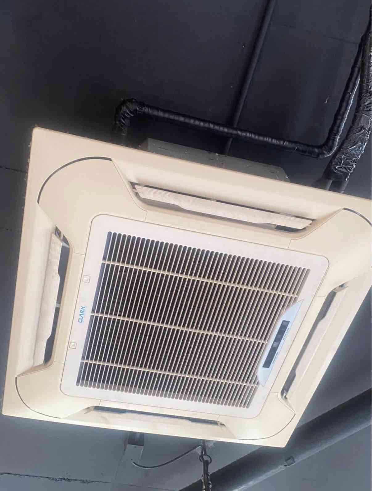 Aire acondicionado de techo