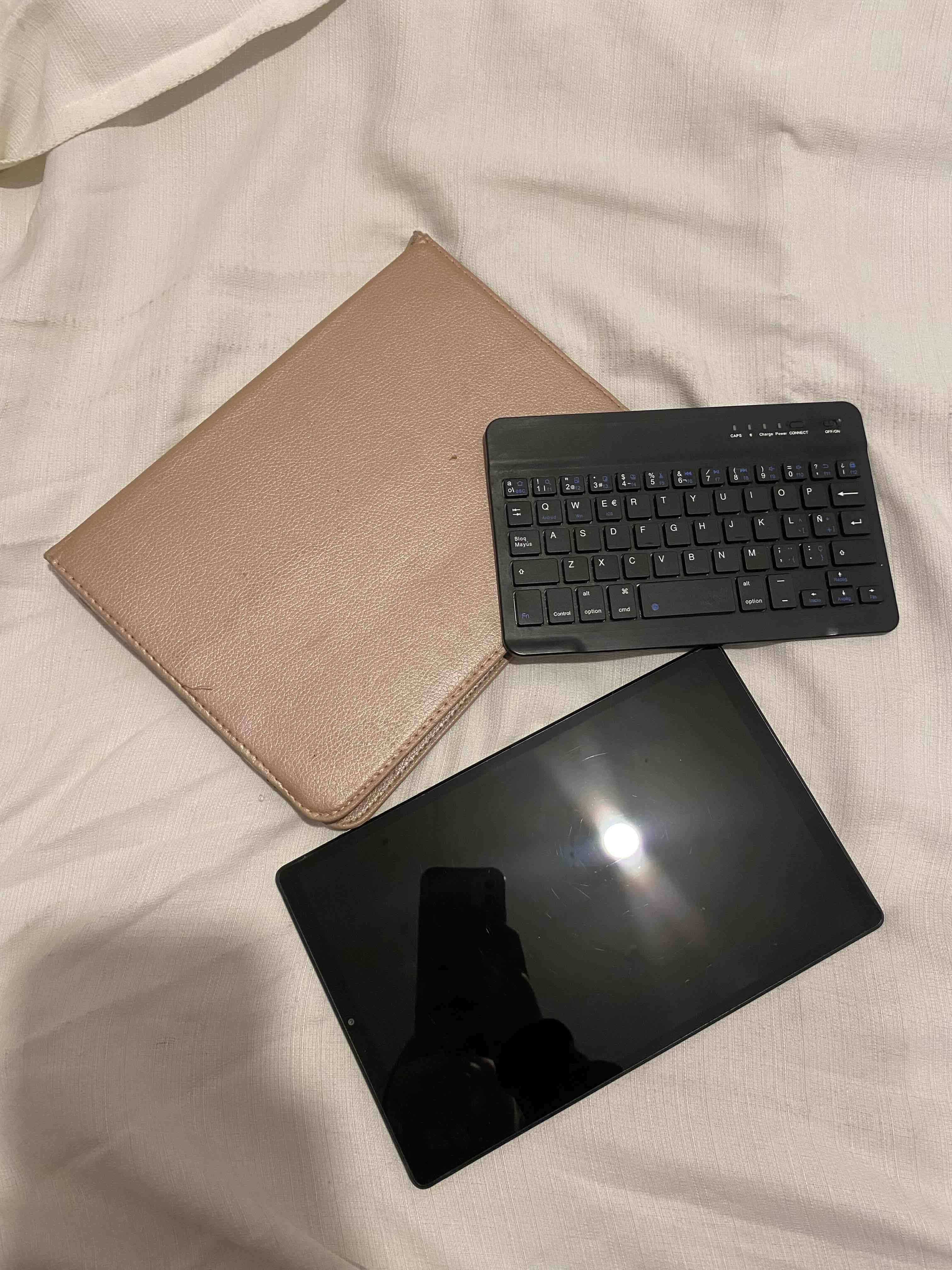 Tablet Lenovo Tab M10 FHD Plus + accesorios - miniatura 3