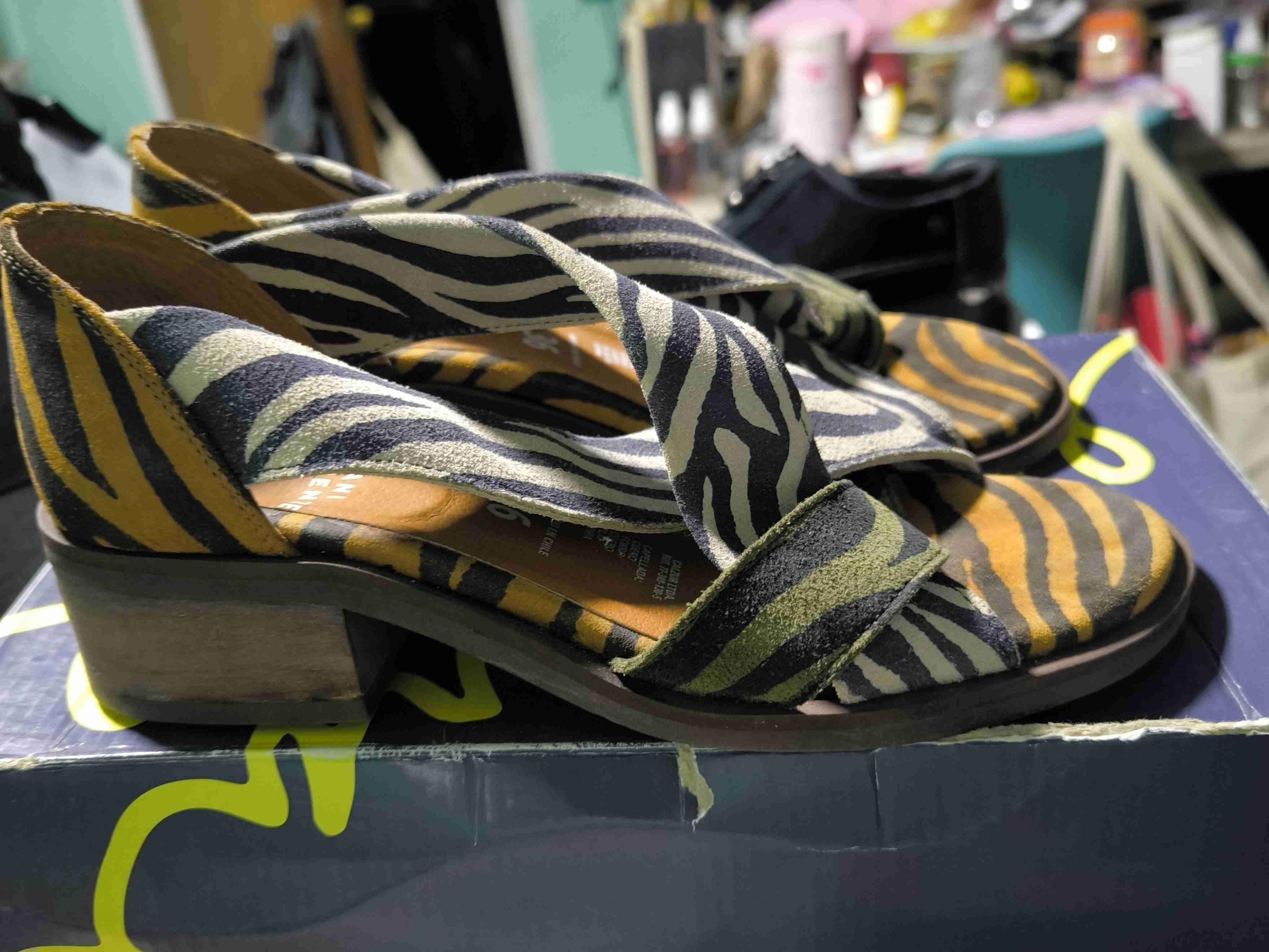 Sandalias zebra Giani Dafirenze - miniatura 4