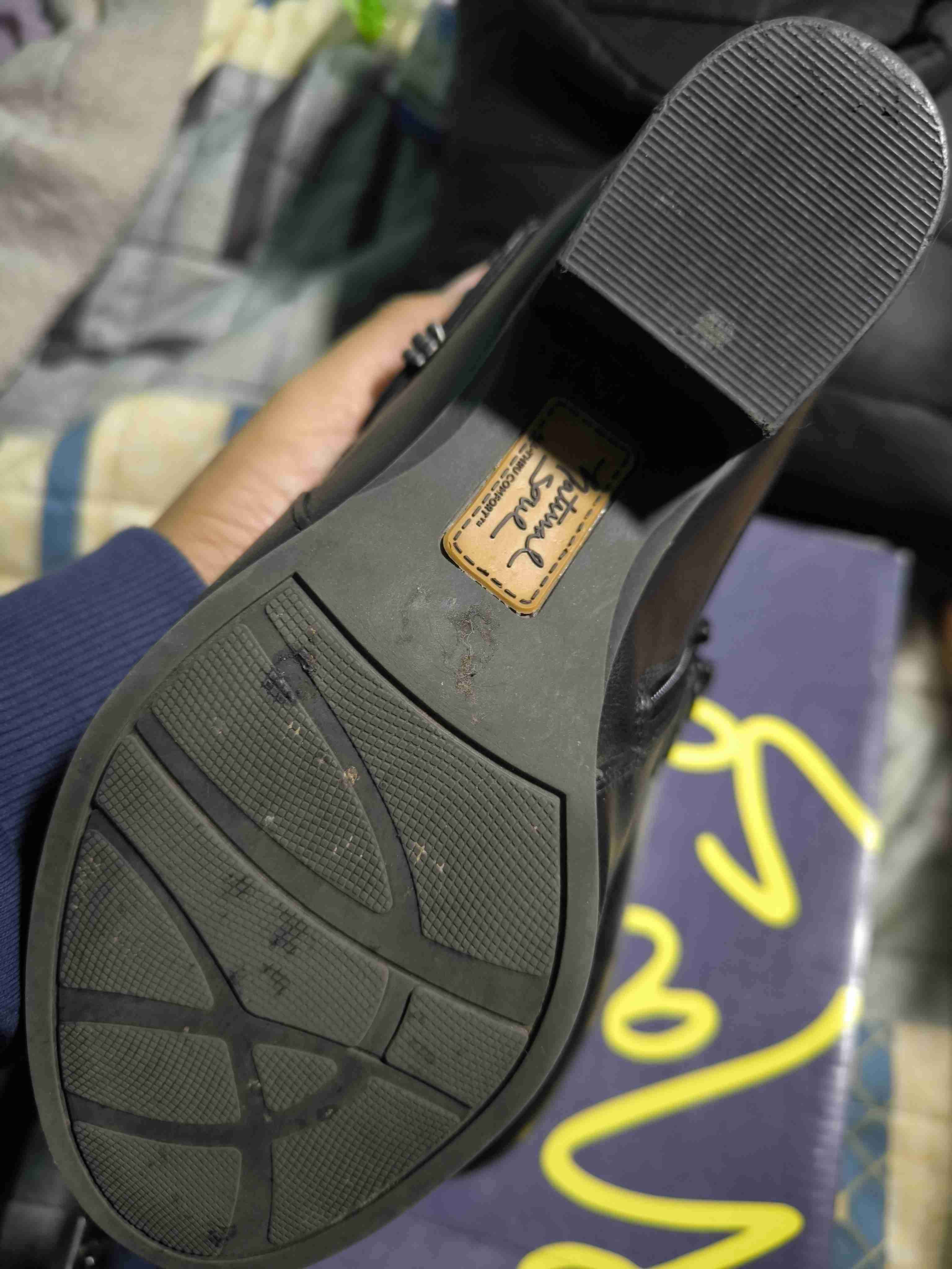 Zapatos negros de tacón medio - miniatura 6