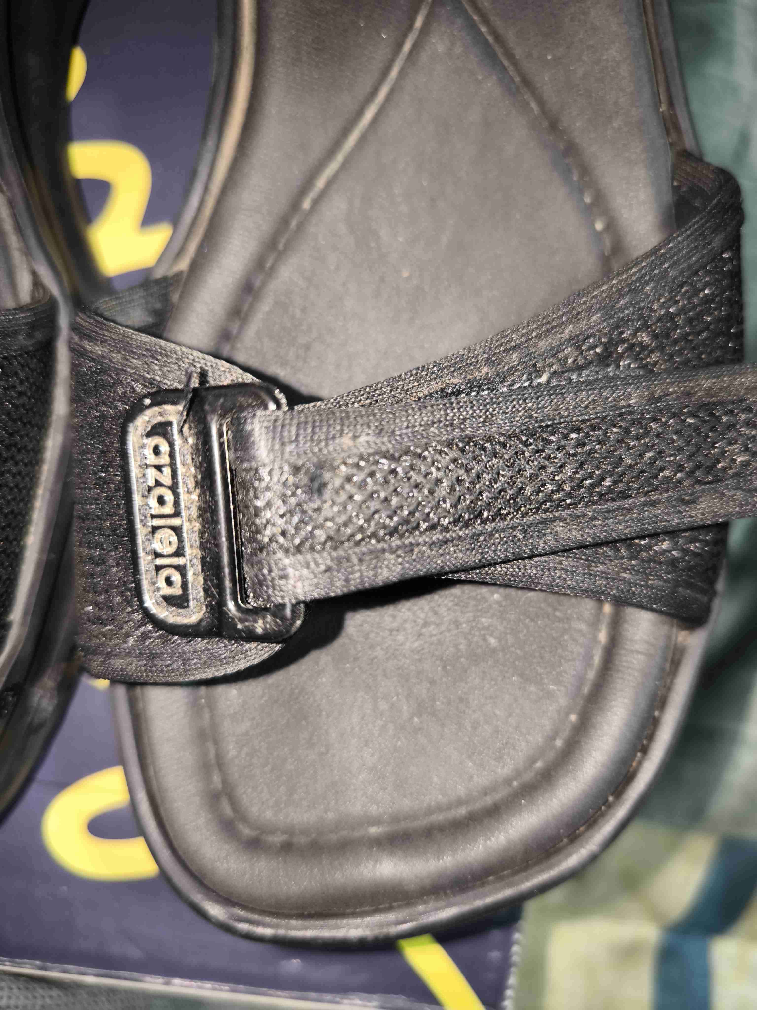 Sandalias negras casuales - miniatura 3