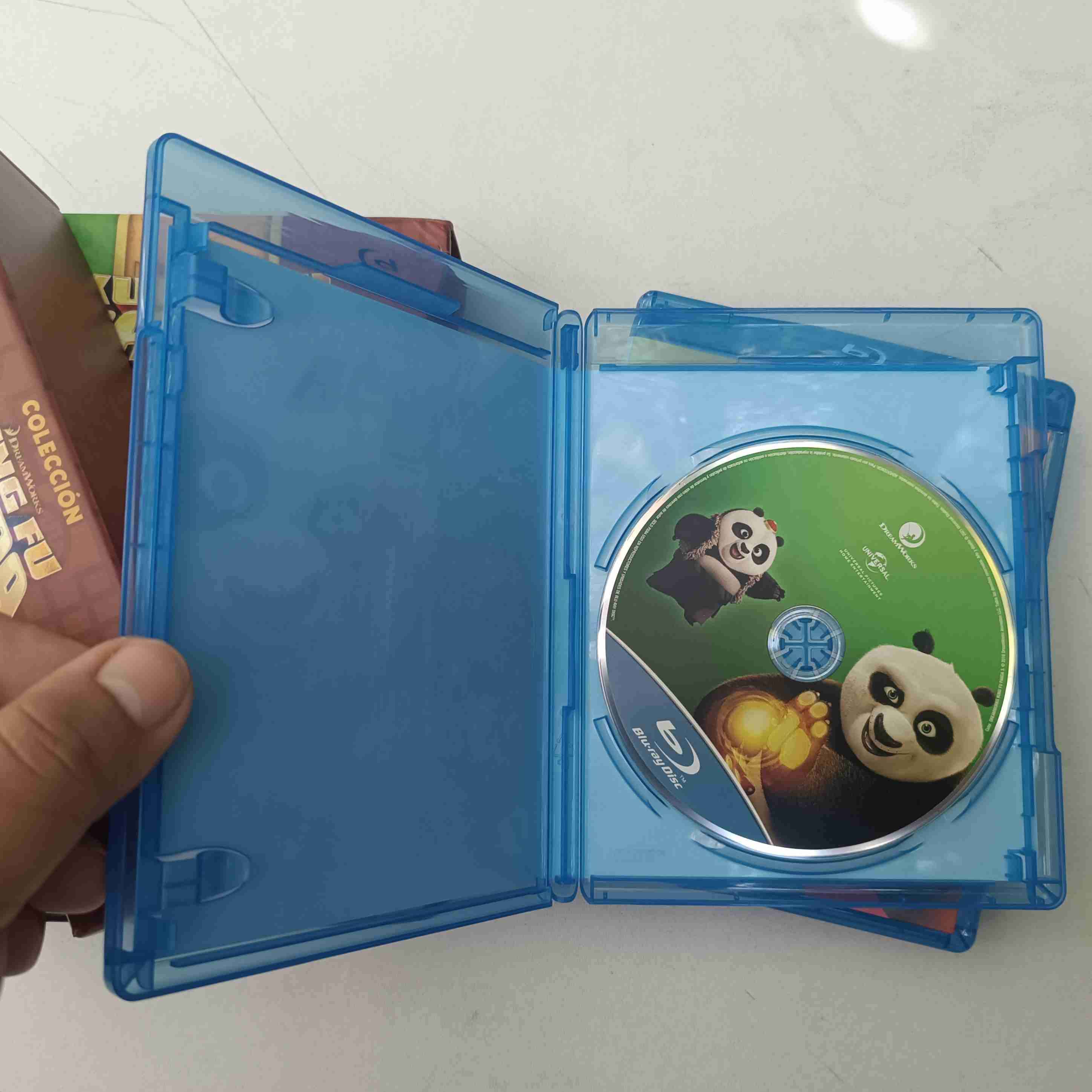 Caja edición bluray Kung Fu Panda trilogía - miniatura 3