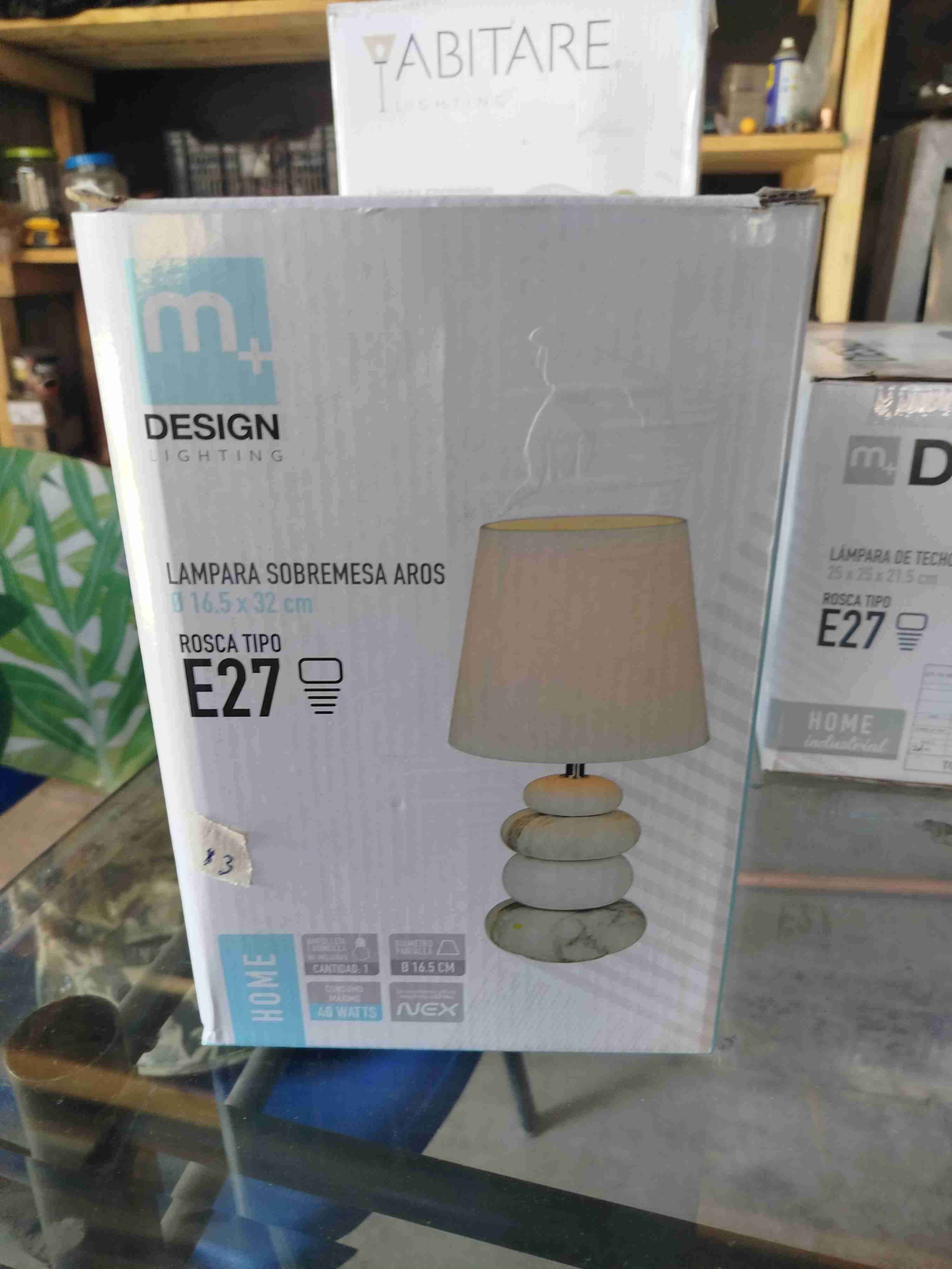 Lámpara de mesa diseño aros