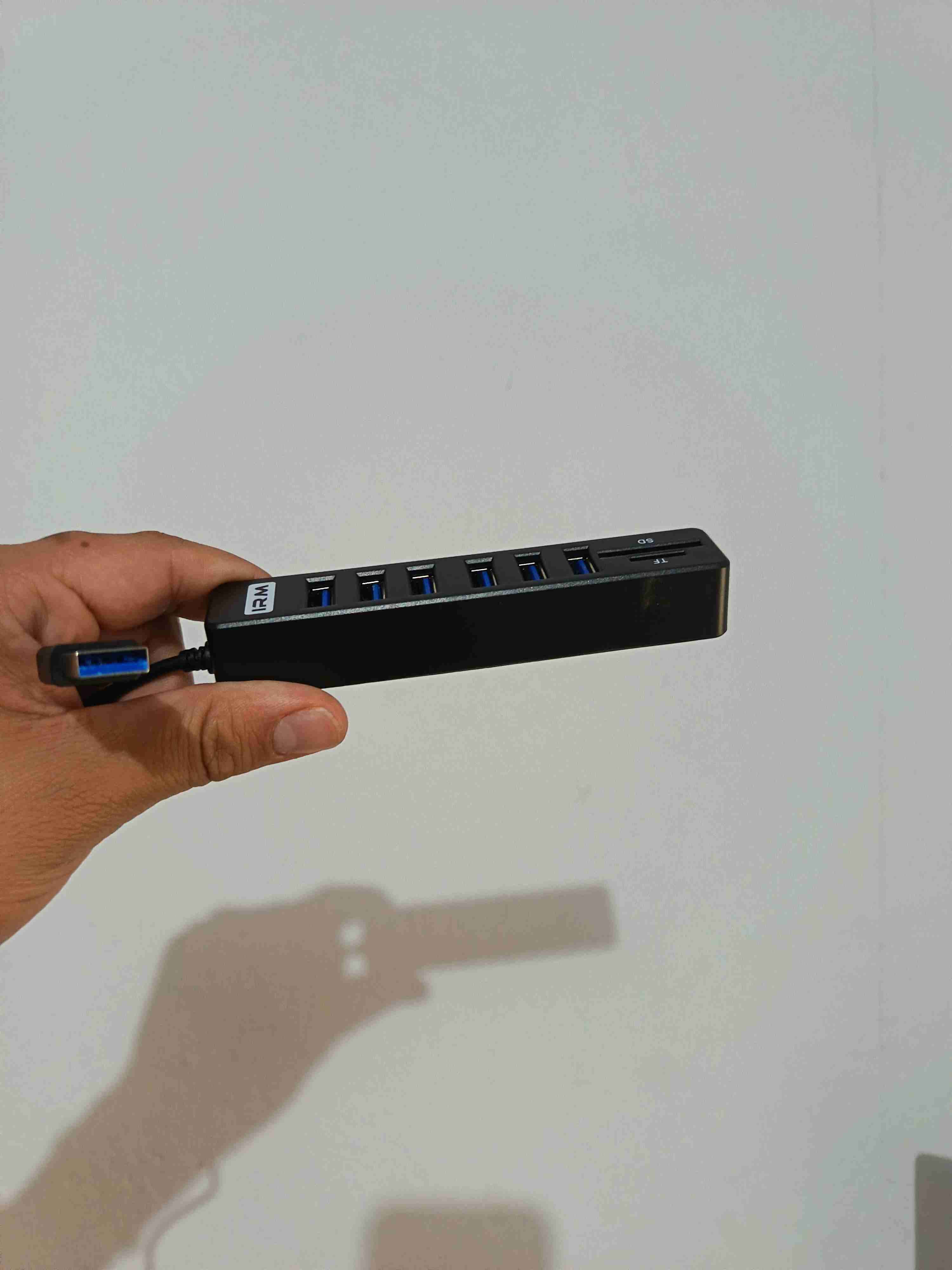 Hub USB con lector de tarjetas - miniatura 2