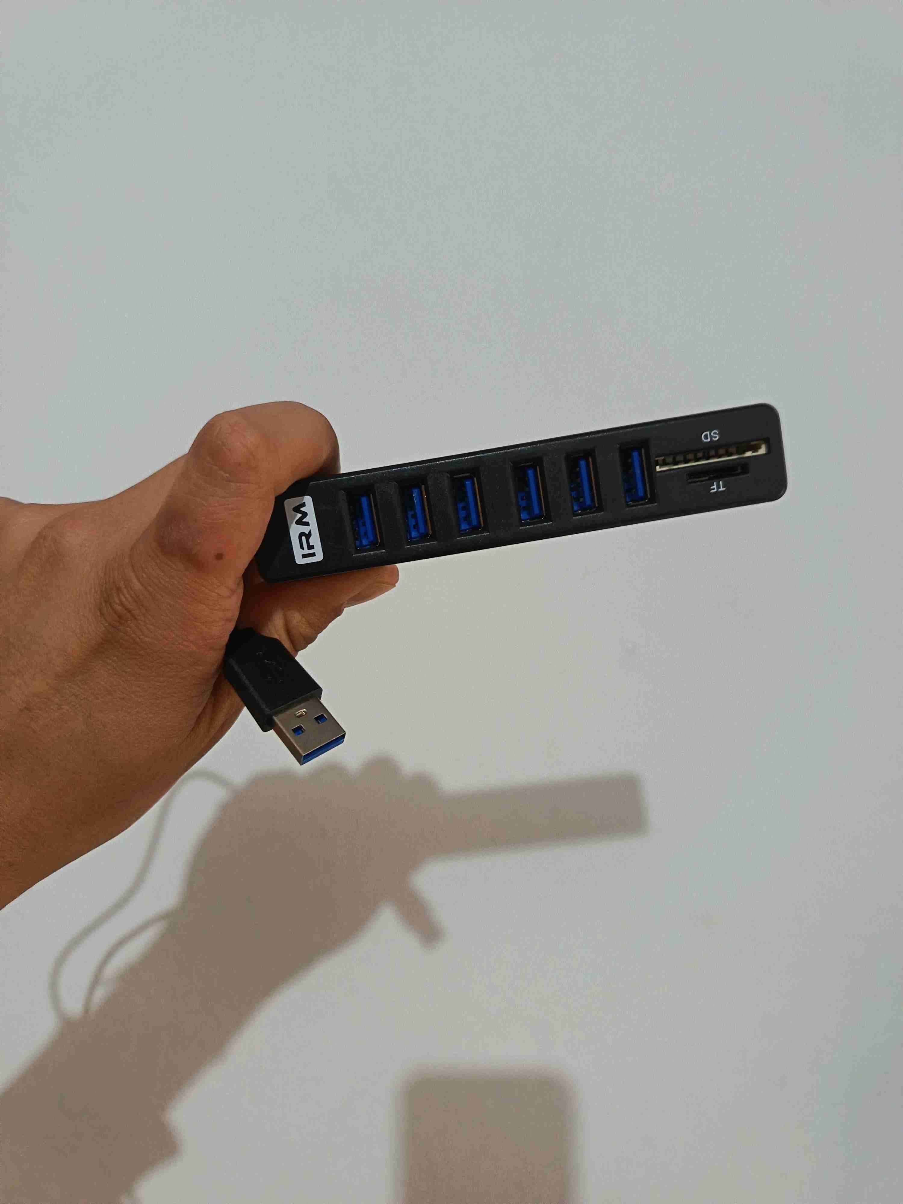 Hub USB con lector de tarjetas - miniatura 3