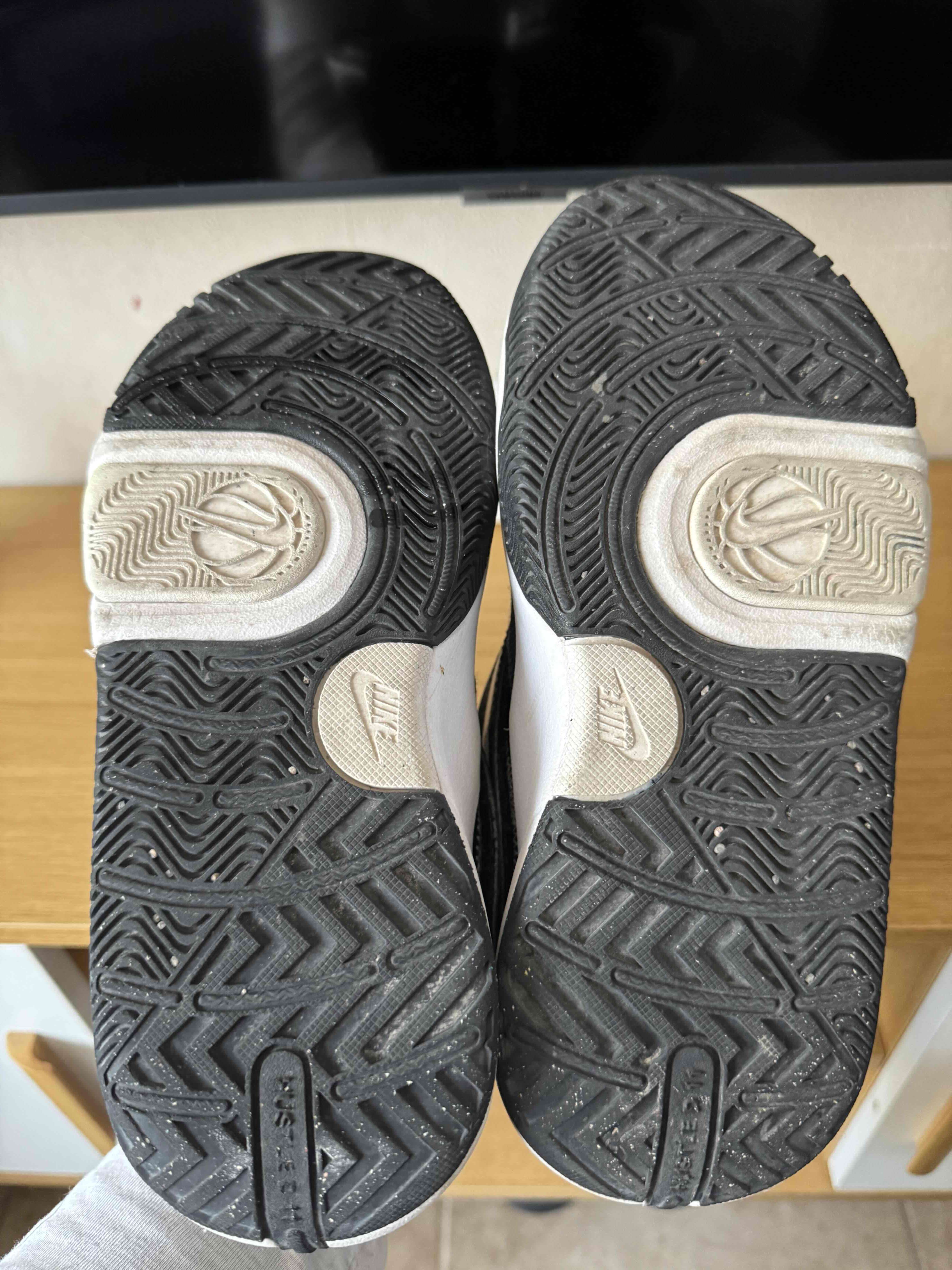 Zapatillas Nike Team Hustle D11 - 3