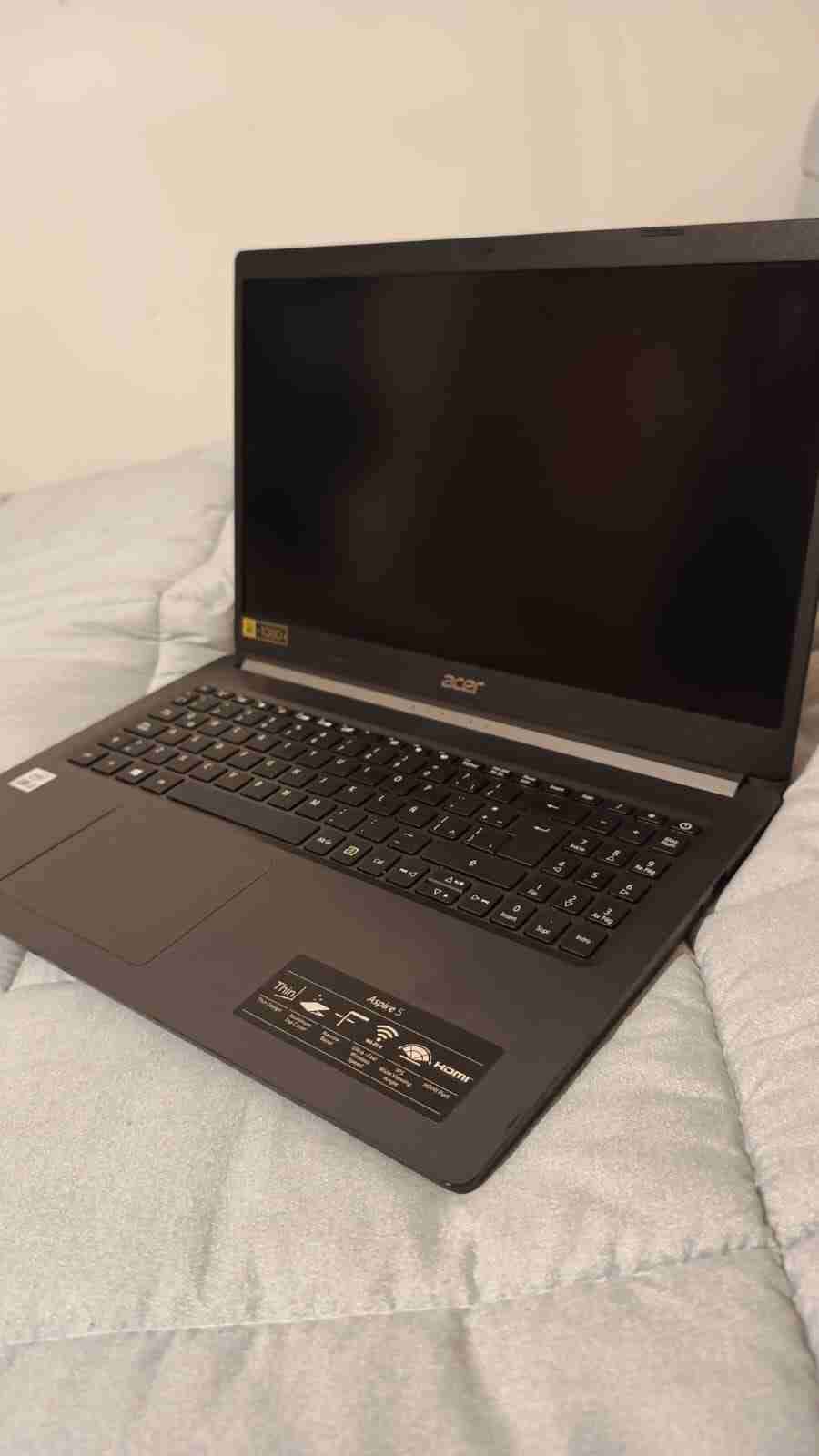 Notebook Acer Buen Estado - miniatura 3