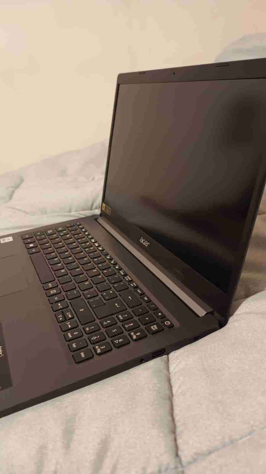 Notebook Acer Buen Estado - miniatura 4