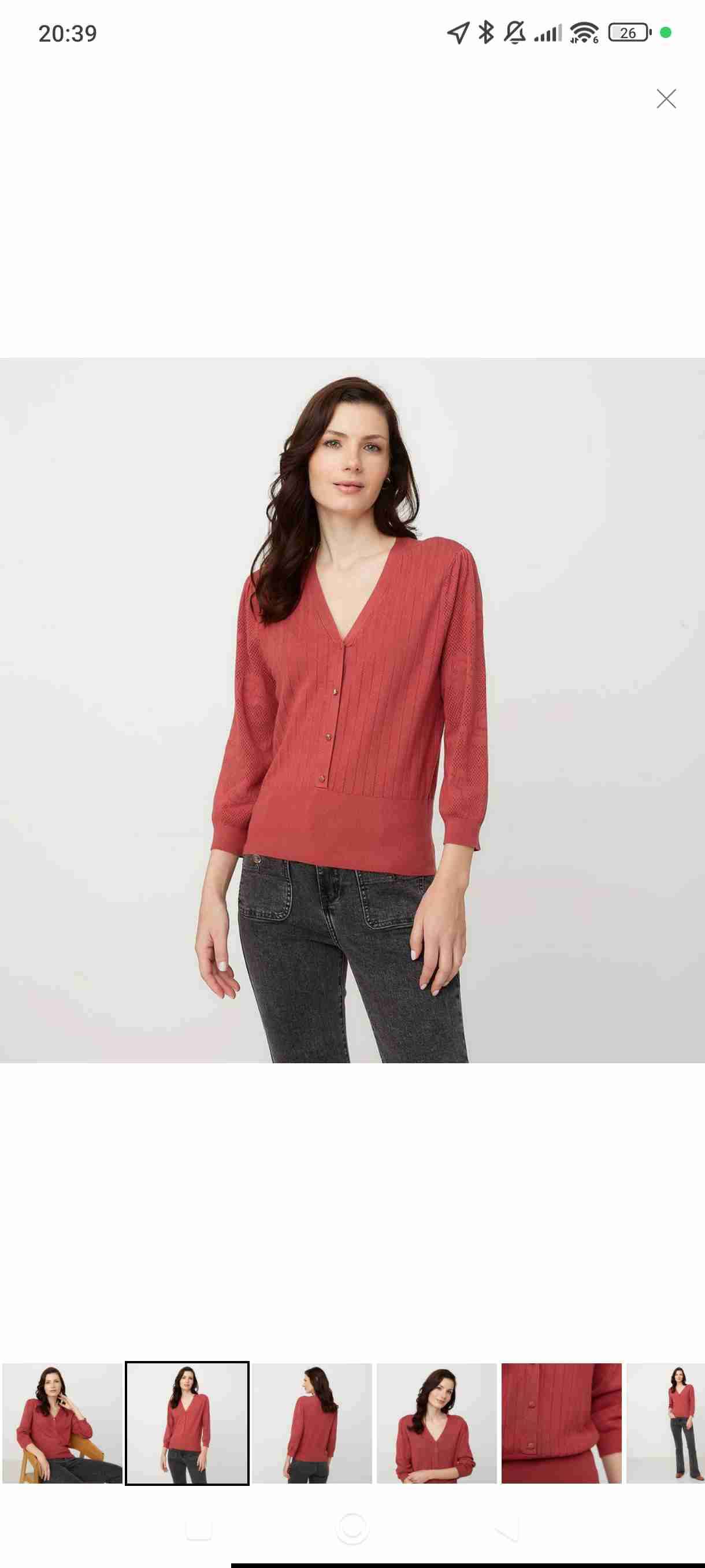 Cárdigan rojo de botón - miniatura 3