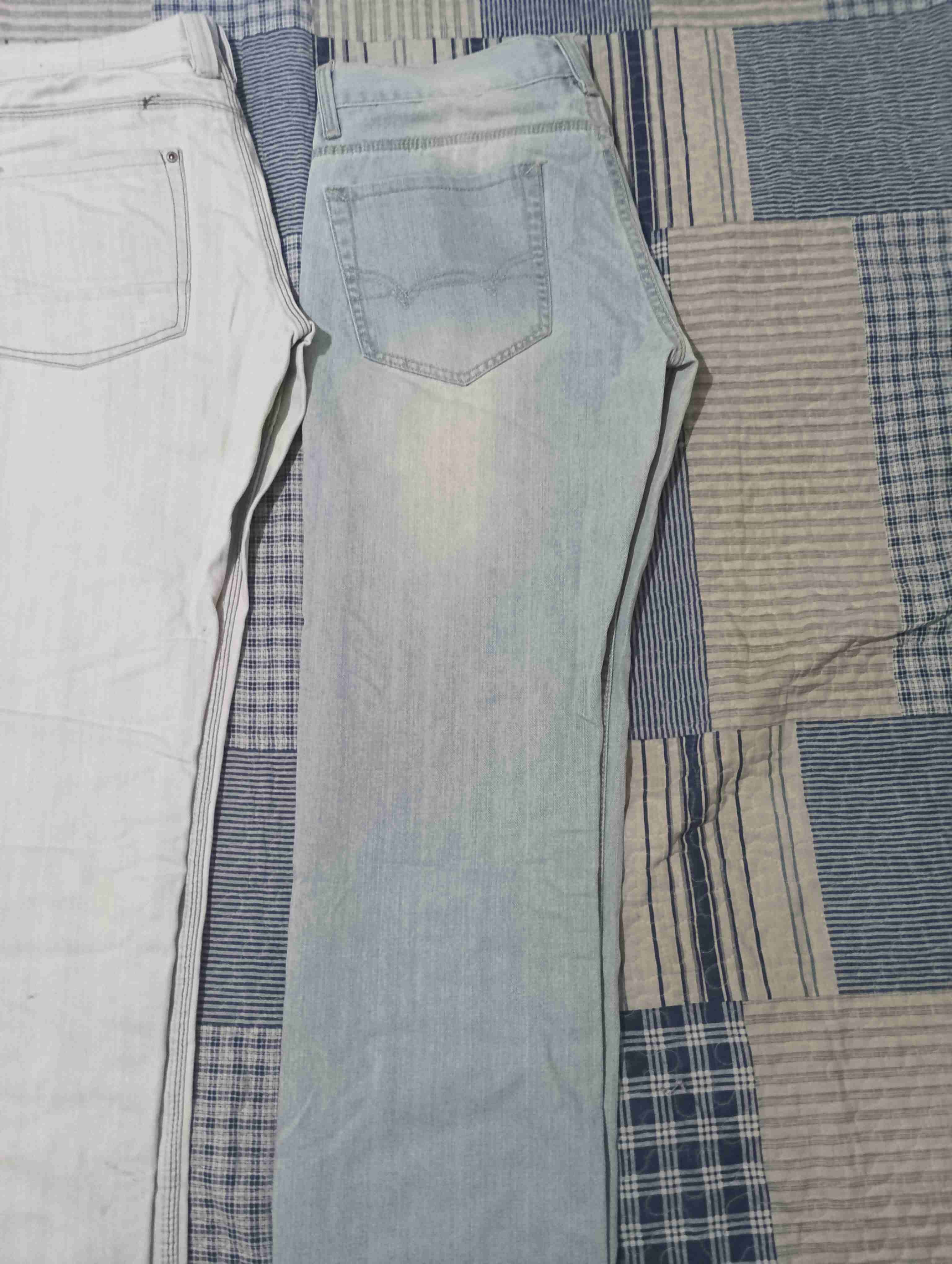 Pantalones jeans blanco y azul claro - 2