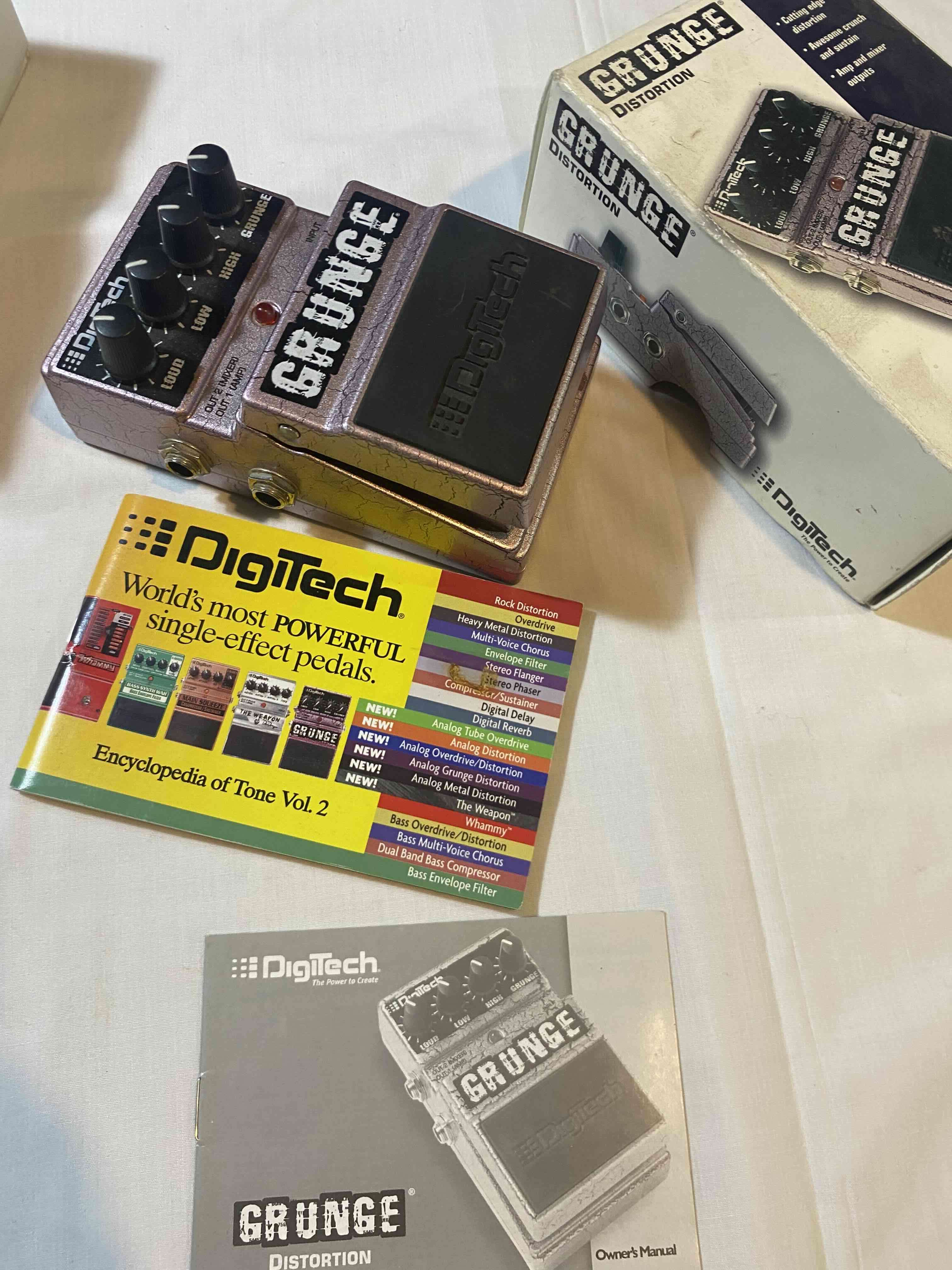 Pedal de efectos Digitech Grunge - miniatura 2