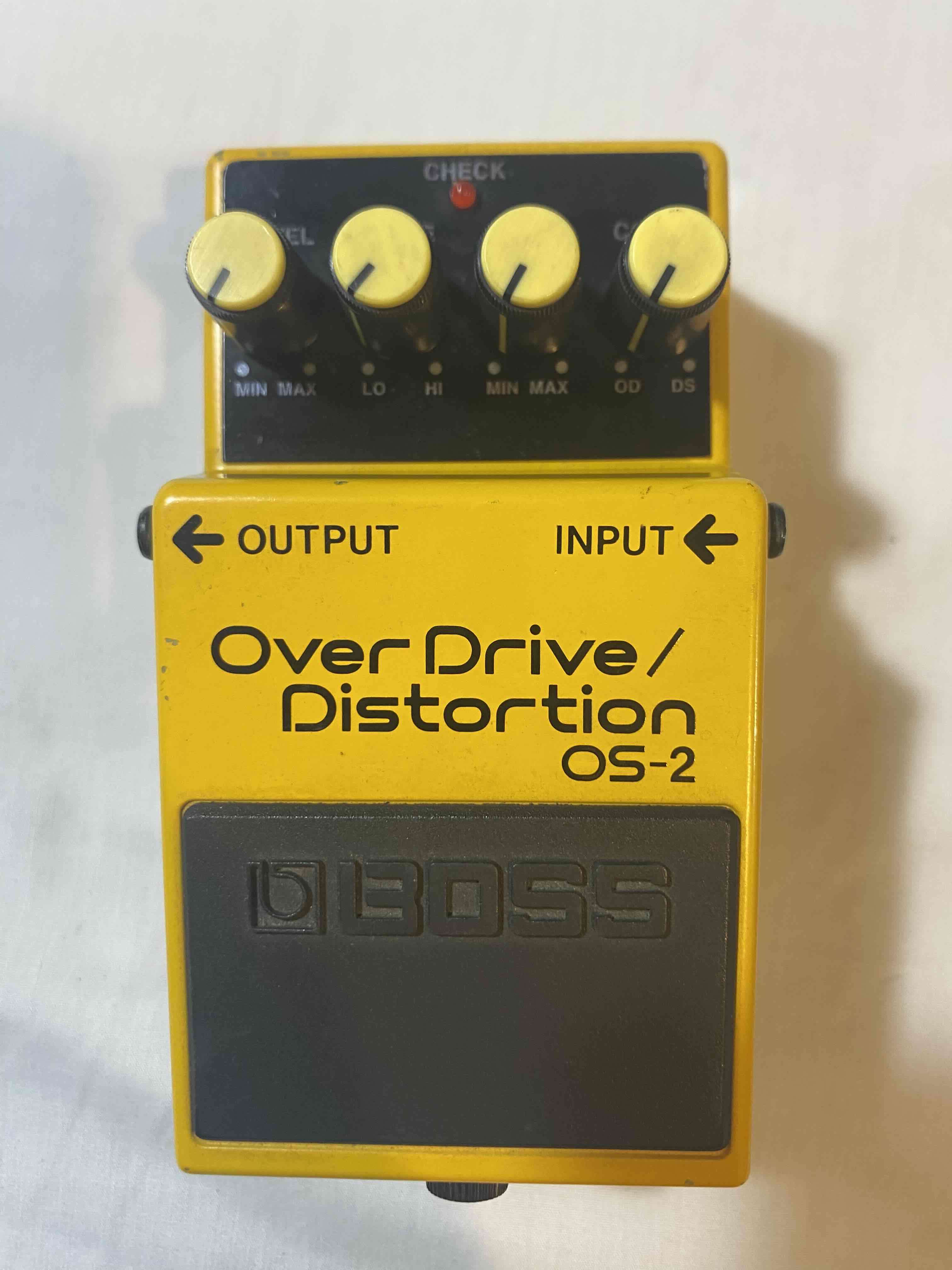 Pedal de distorsión Boss OS-2