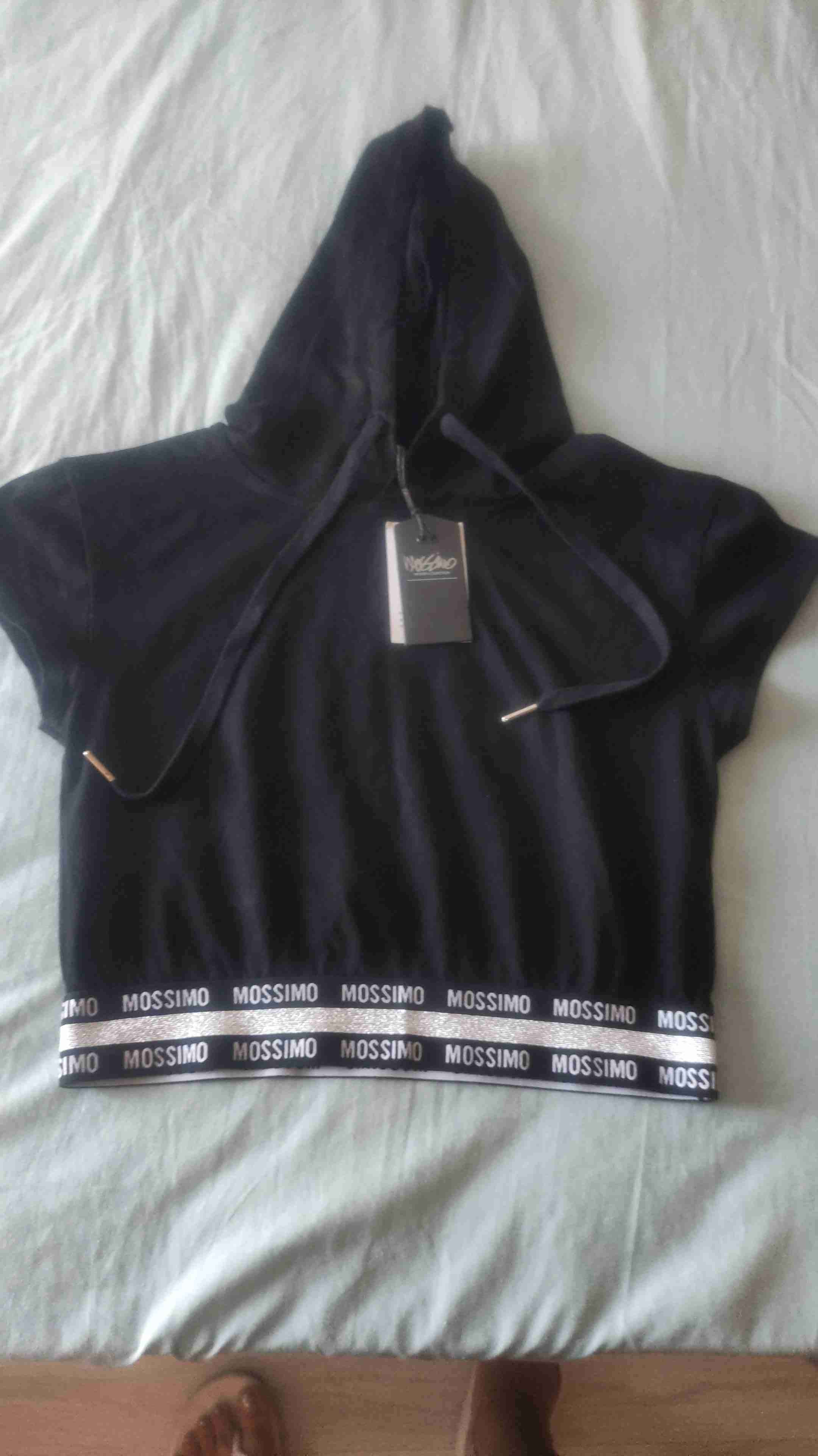 Polera corta con capucha Mossimo