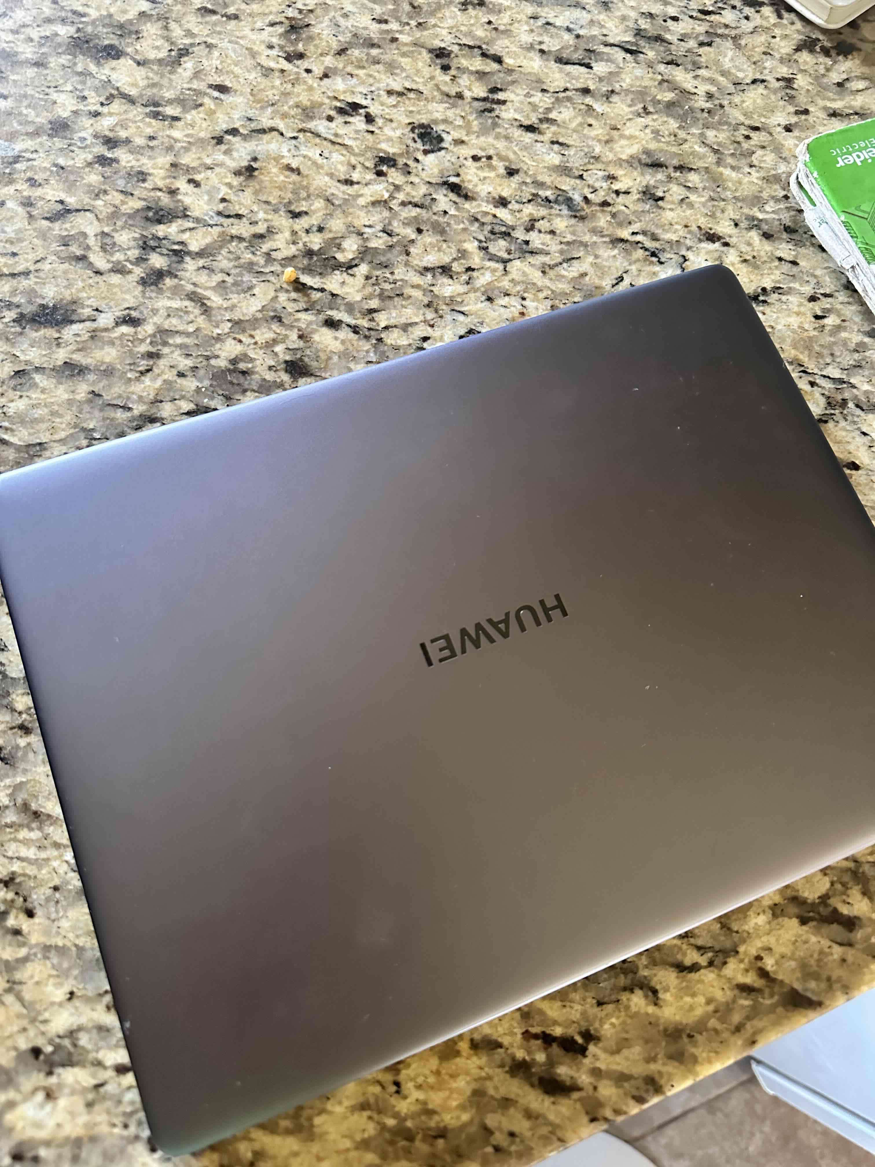 Notebook Huawei Matebook de 13 pulgadas - miniatura 2