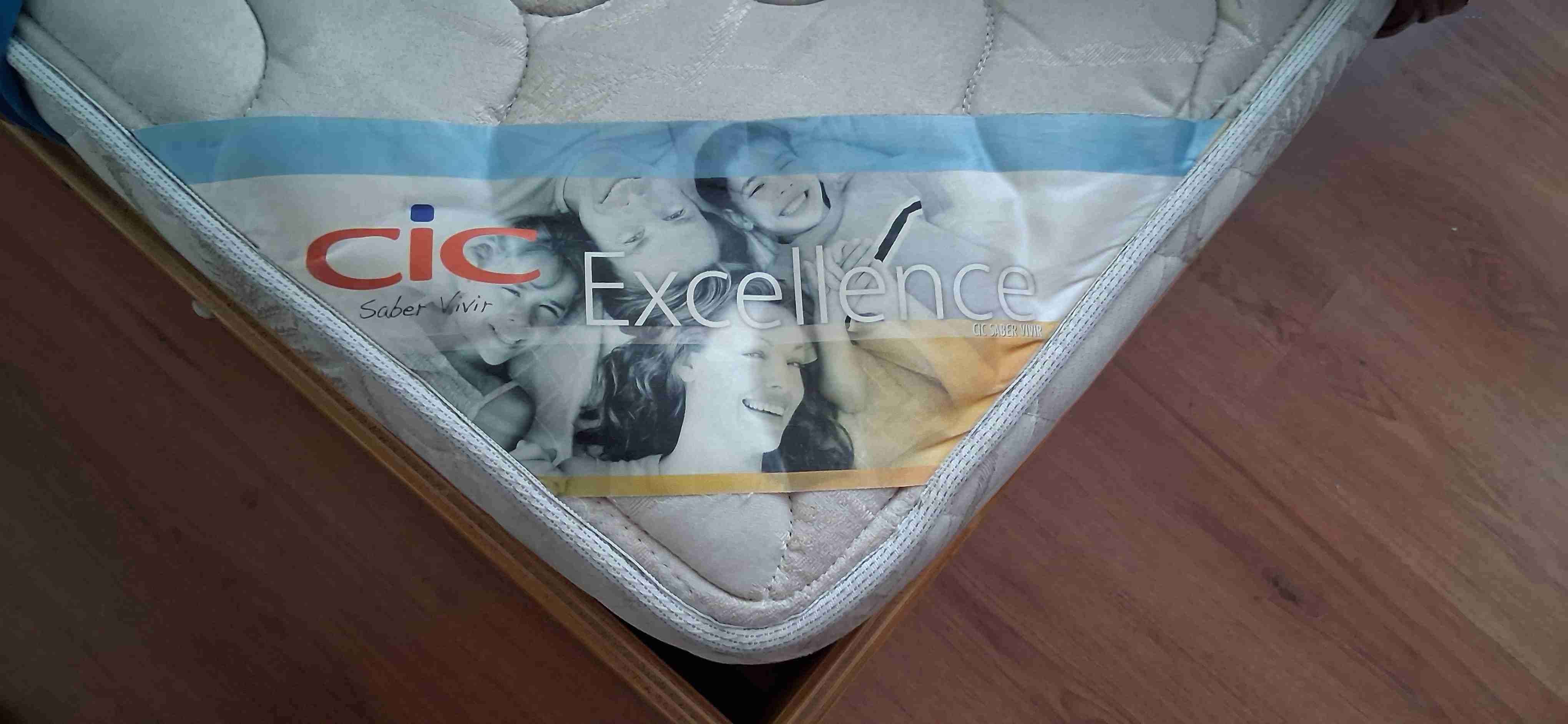 Cama 1,5 plazas + colchón - miniatura 2