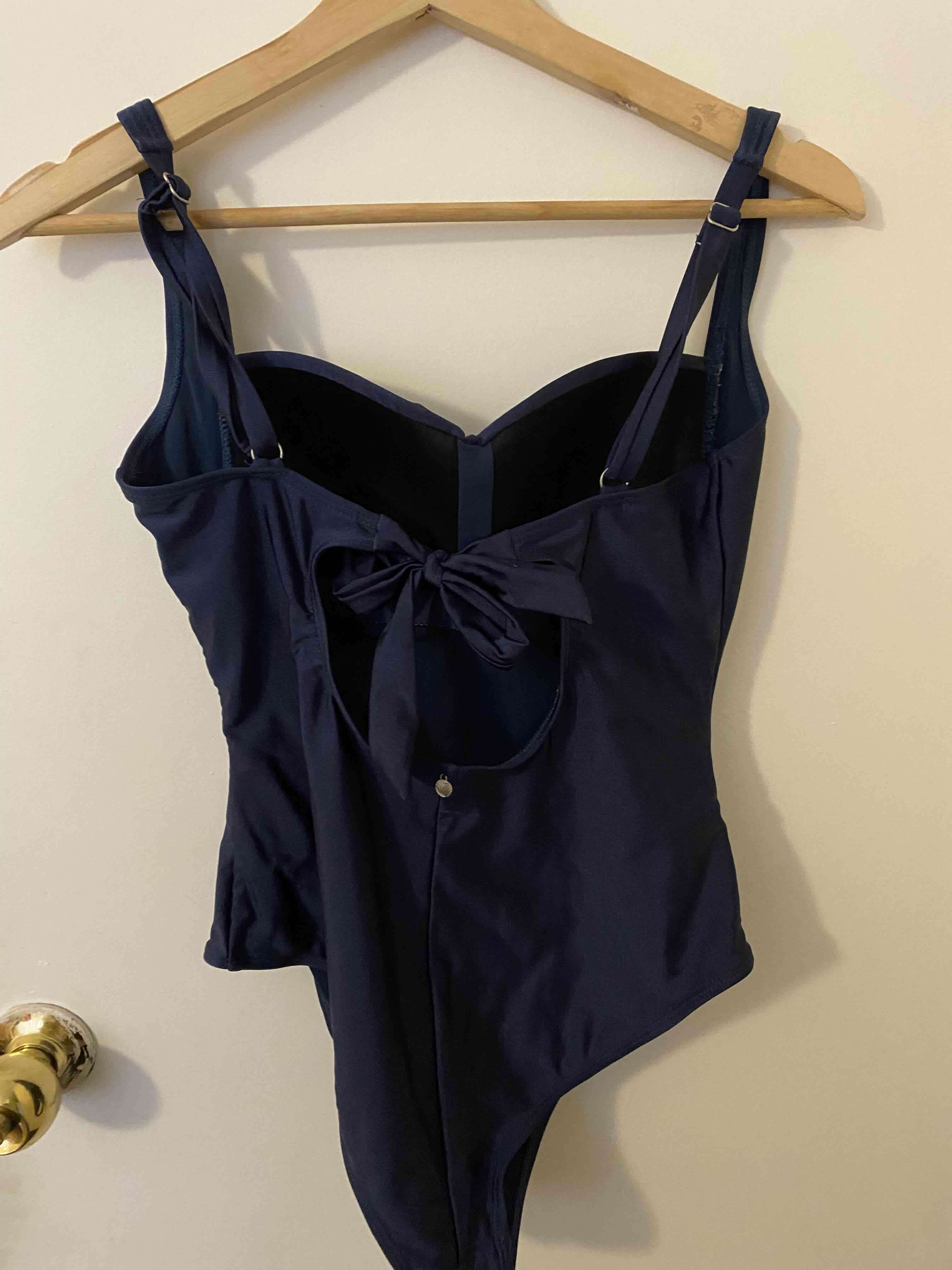 Traje de baño azul oscuro - miniatura 2