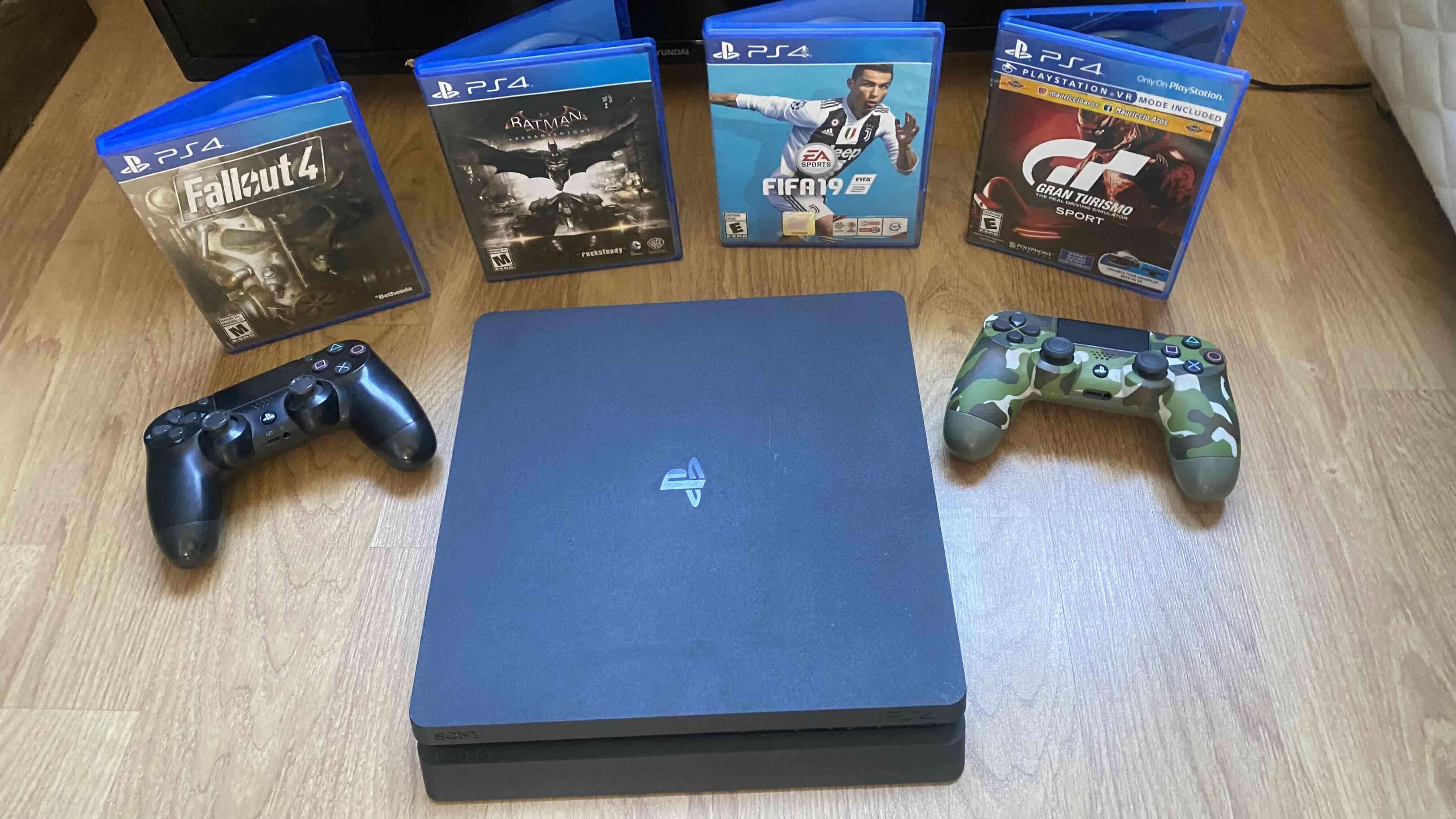 KIT PS4 + FC25 - miniatura 4