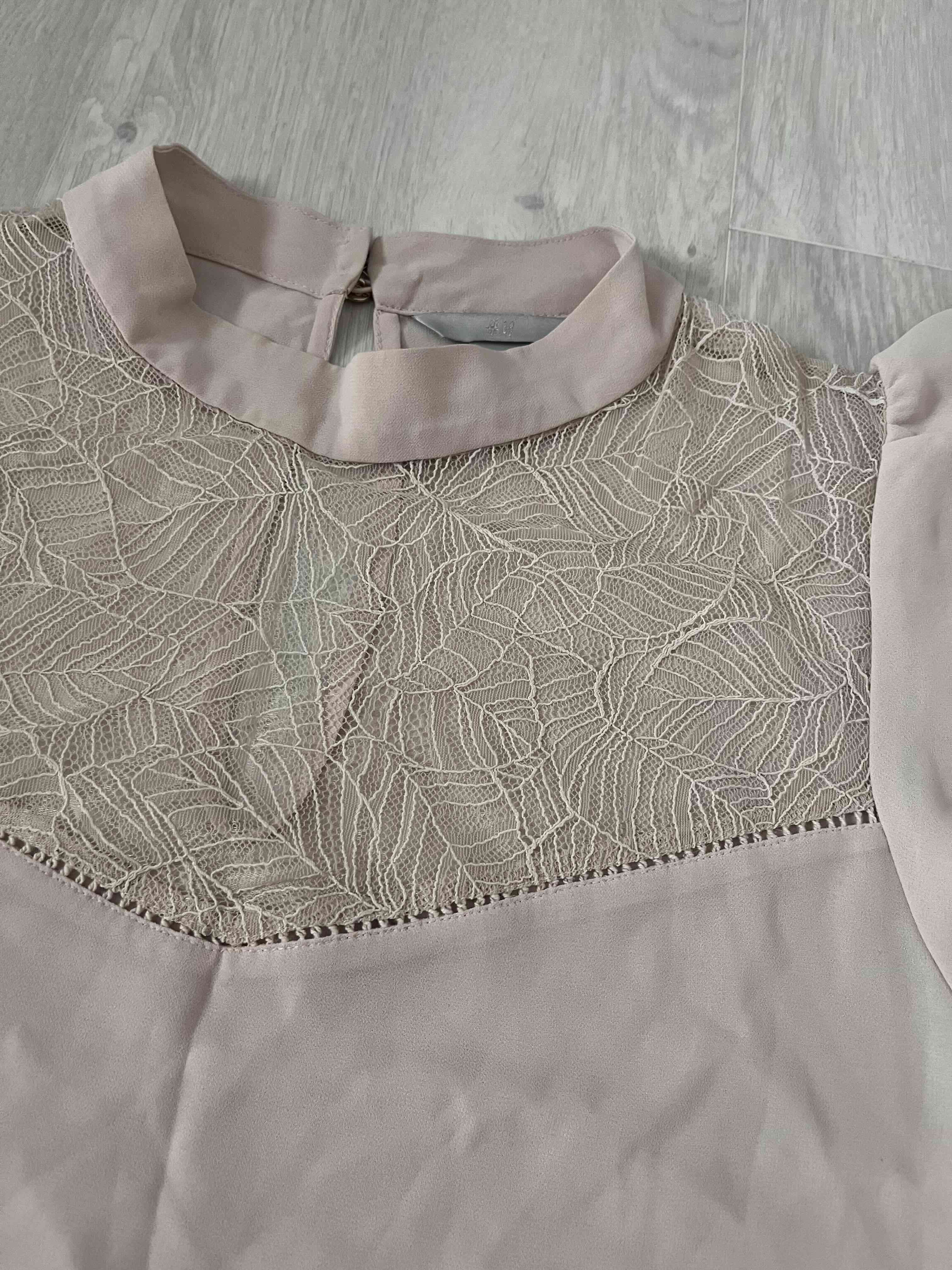 Blusa rosa con encaje - miniatura 2