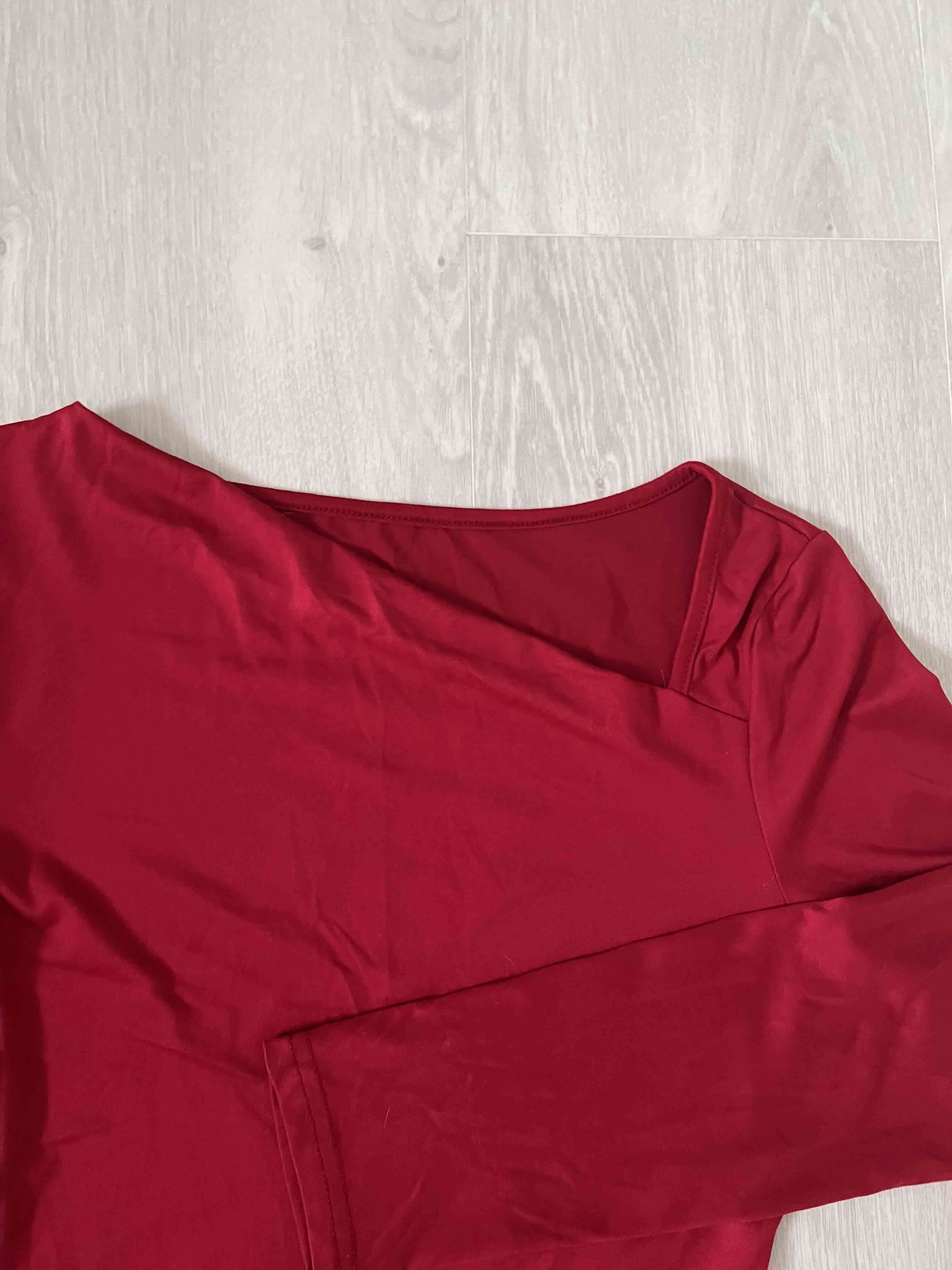 Polera roja manga larga - miniatura 3