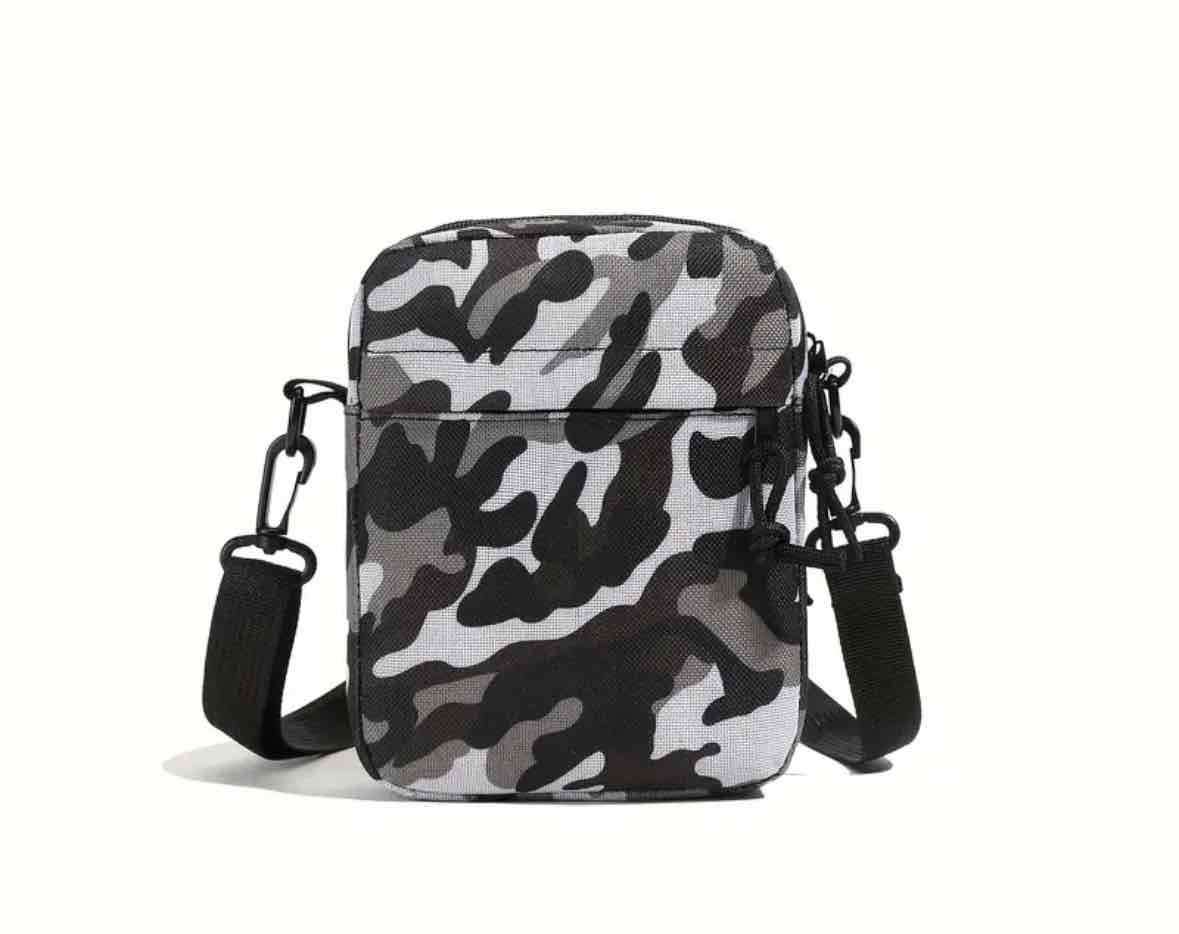 Bolso bandolera camuflaje gris
