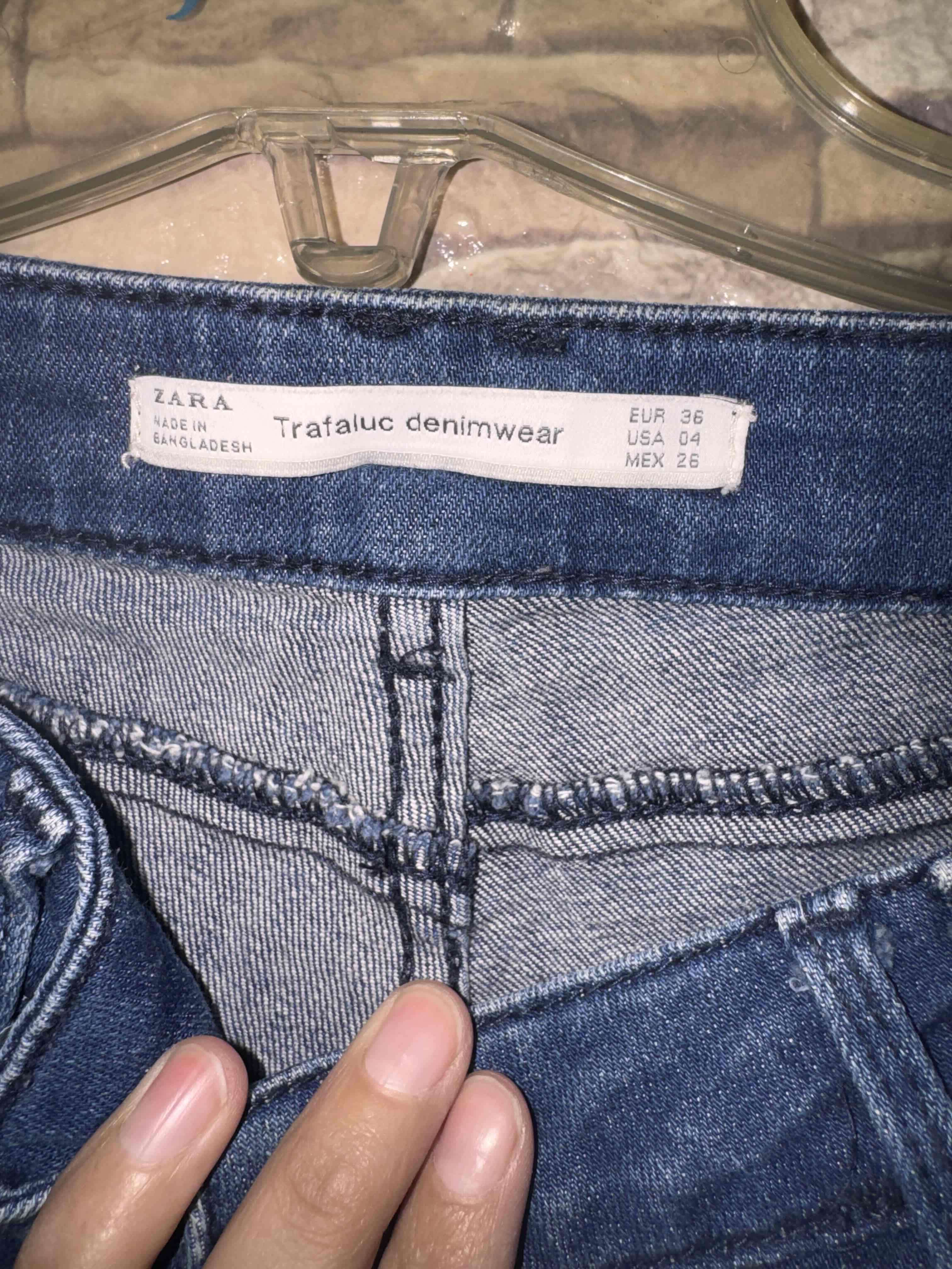 ZARA Jeans azul desgastado - miniatura 3