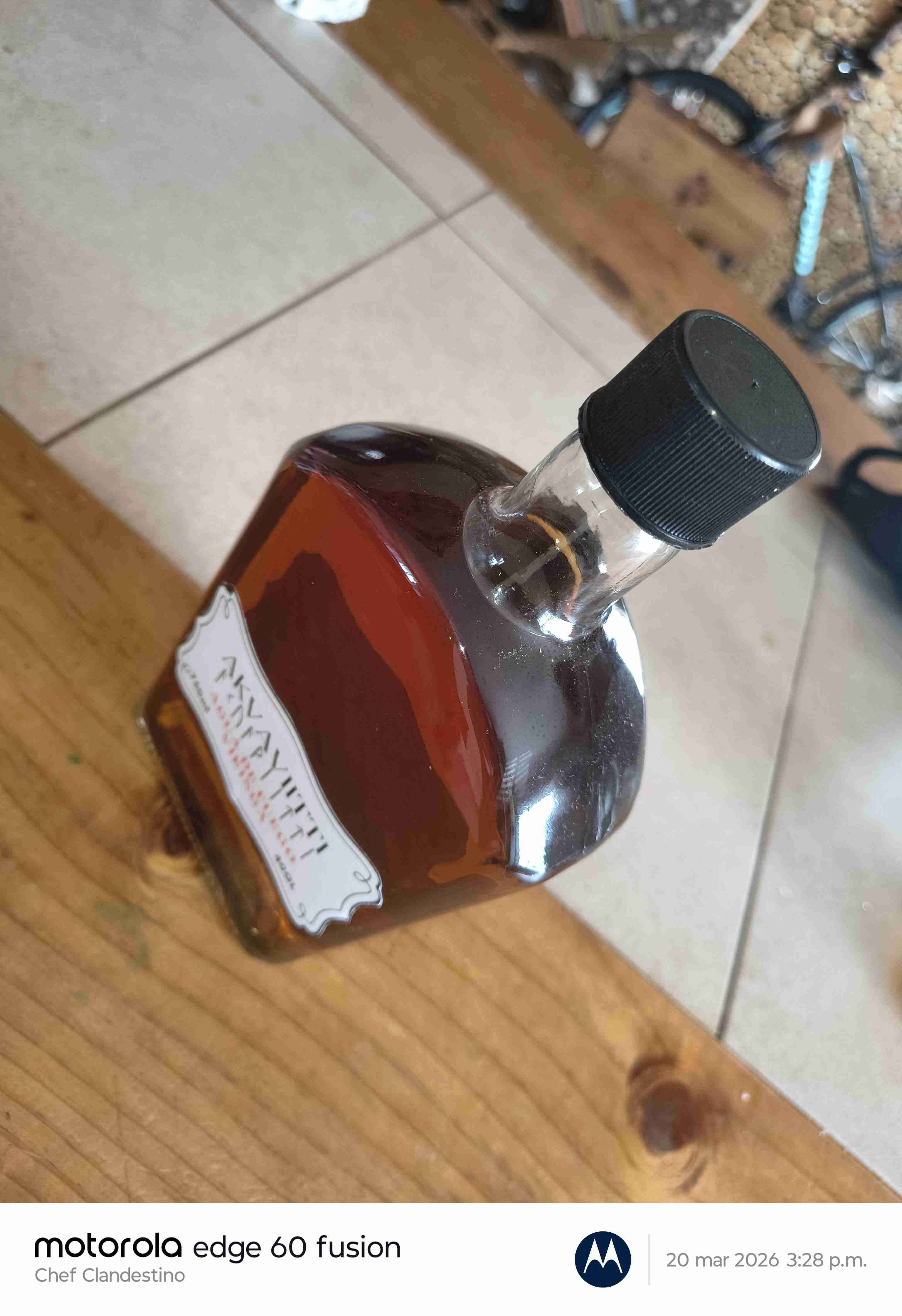 Licor AKVAVITTI agua de fuego Vikinga 750ml - miniatura 2