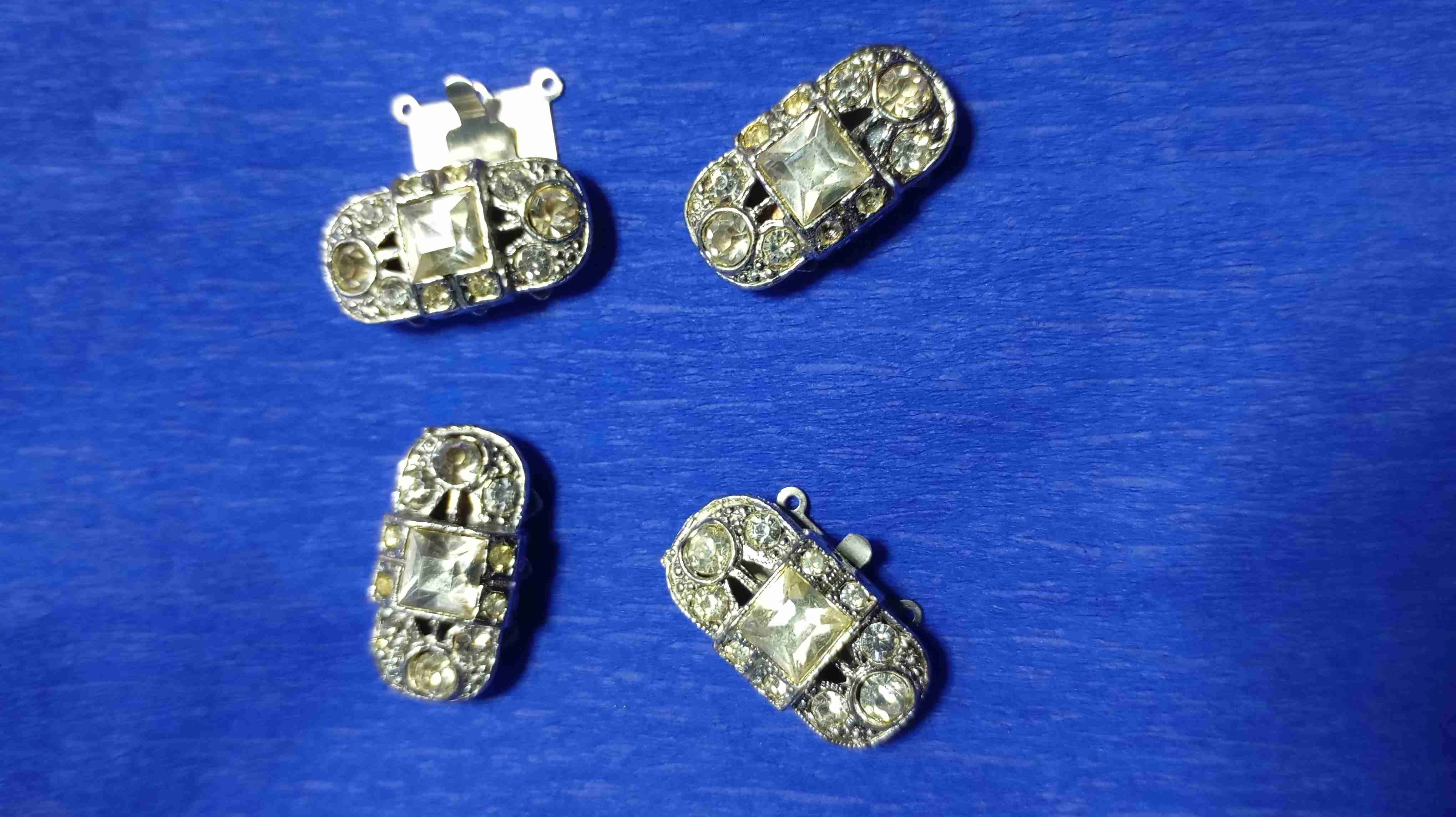 Broche vintage con diamantes - miniatura 3