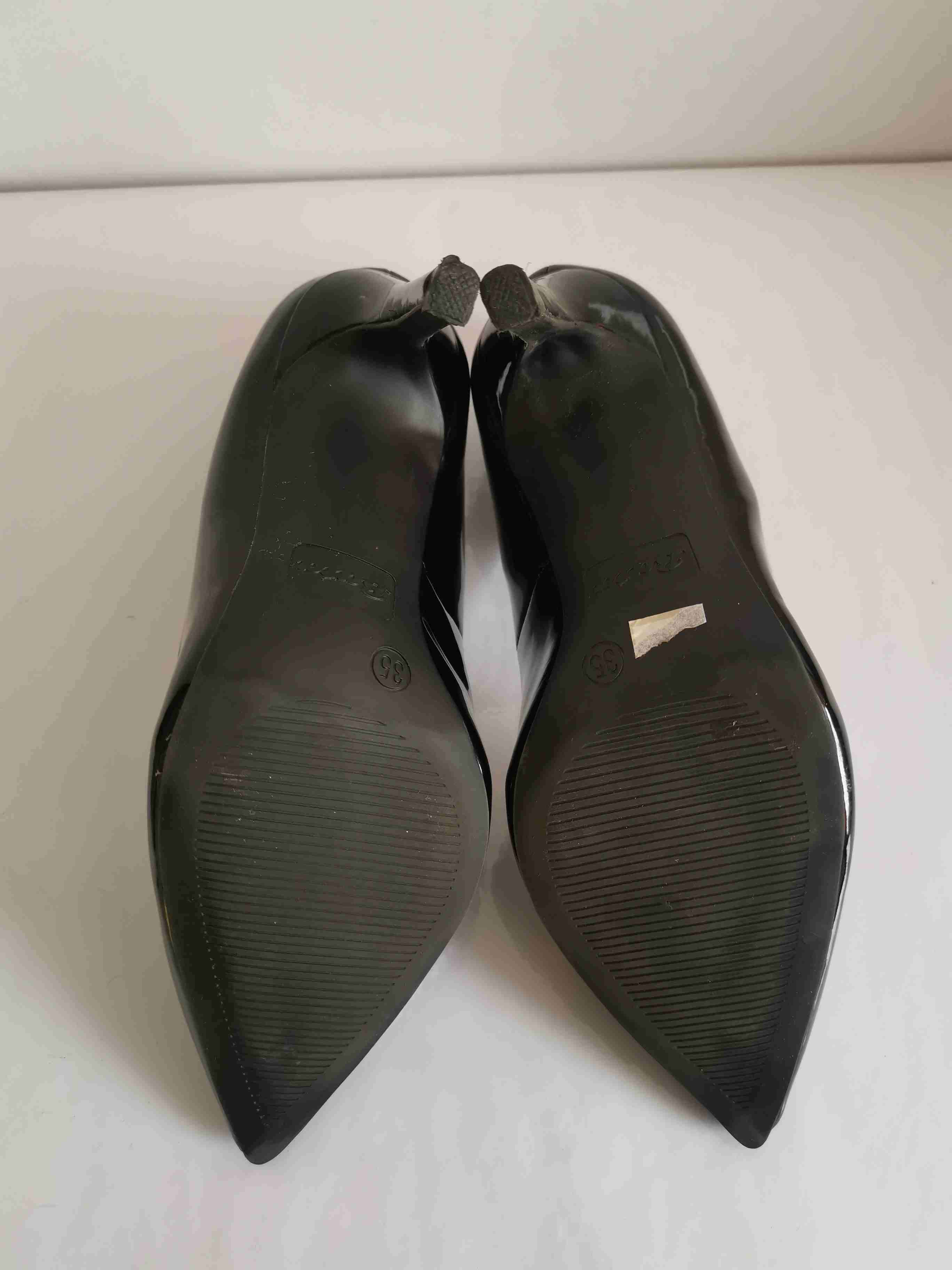 Zapatos de taco alto negros - miniatura 4