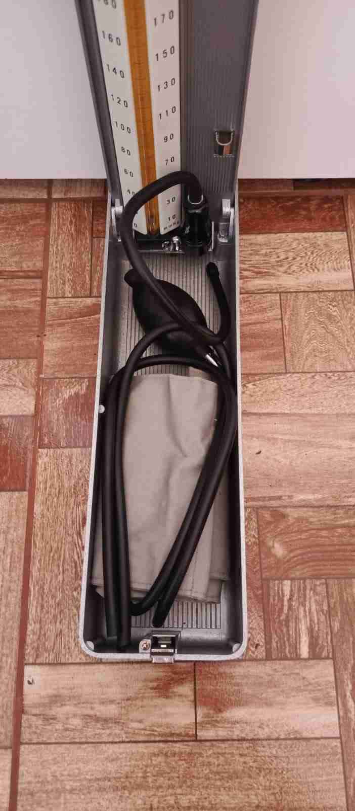 Tensiómetro aneroide metálico - miniatura 2