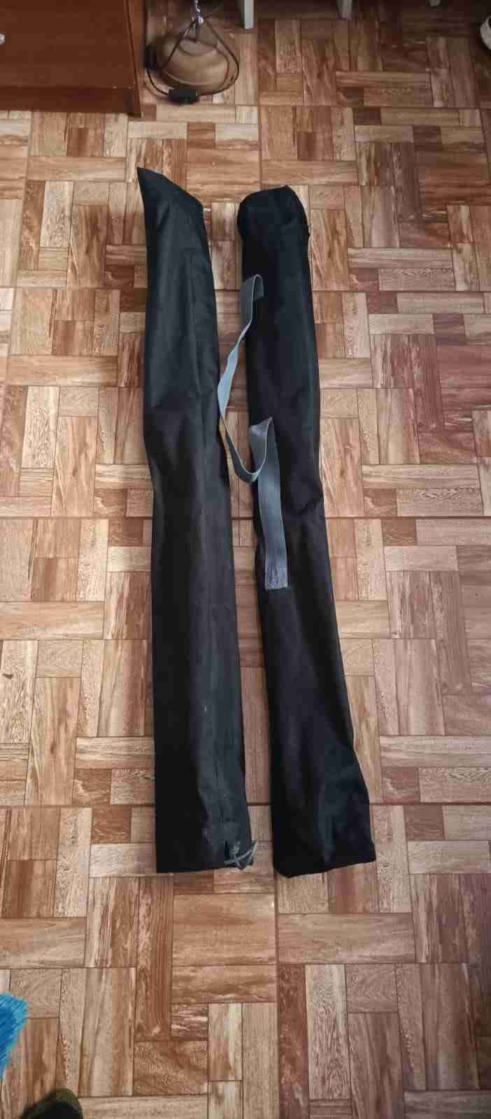 Trípode para suero de hospital antiguo - miniatura 2